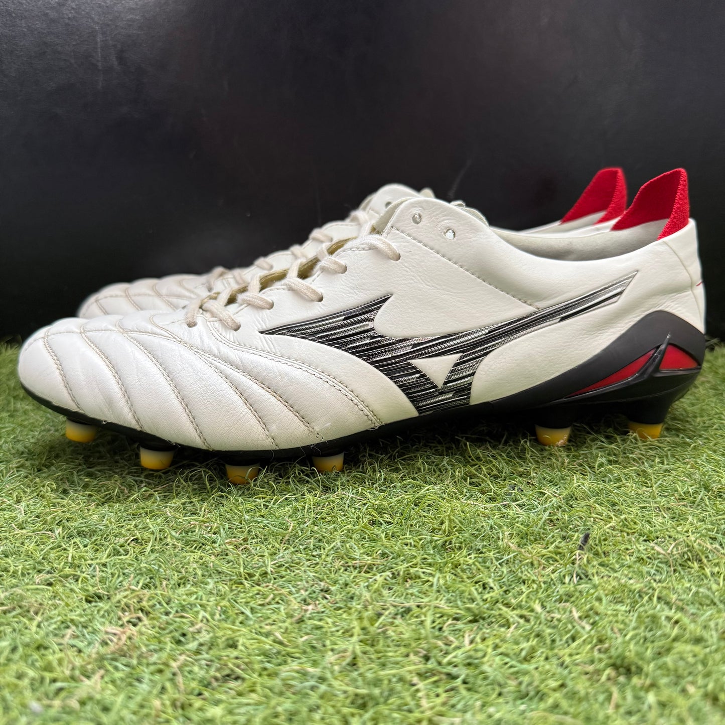 28.0 Used Goods中古スパイク Morelia Neo 4 Japan