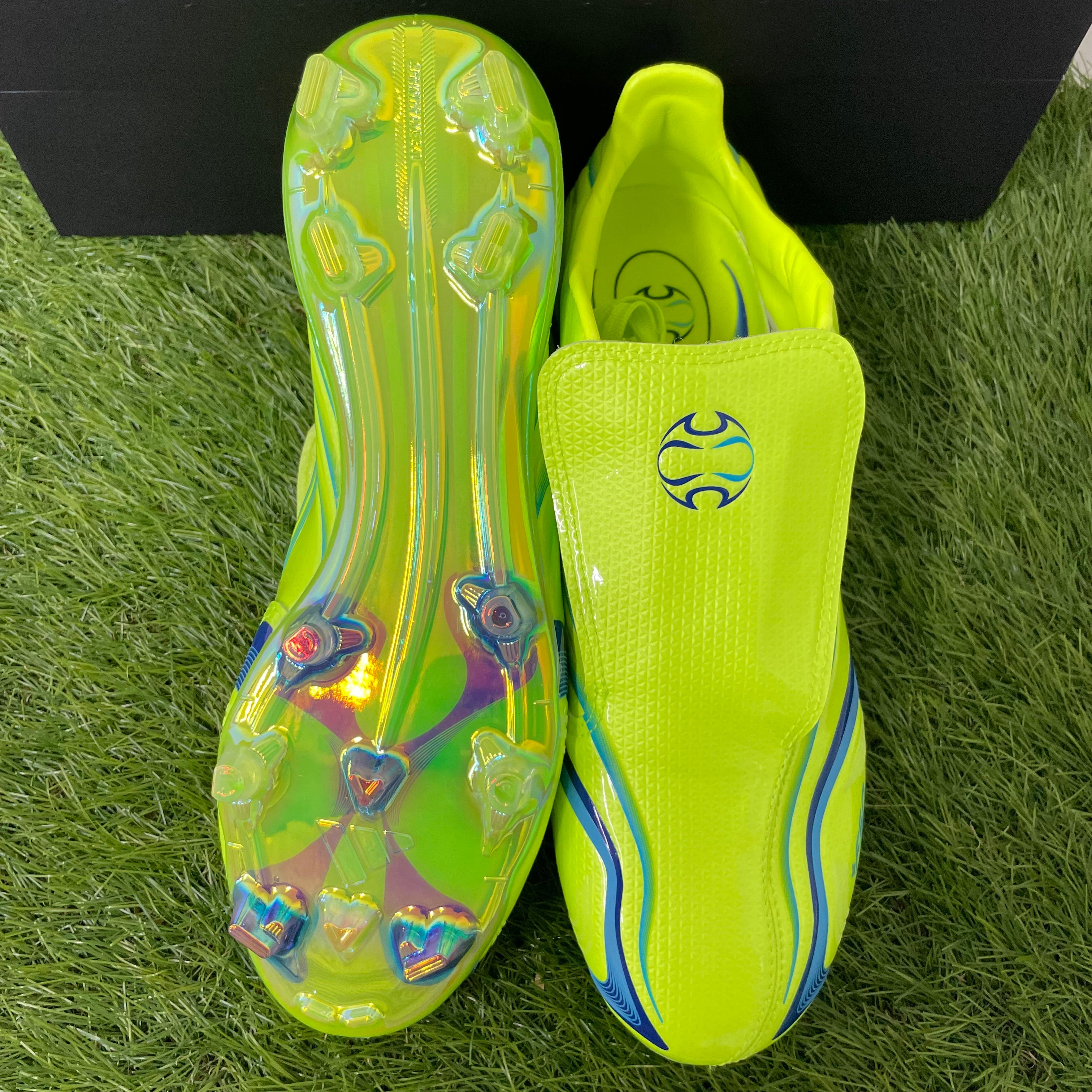 アディダス F50 ELITE FG TUNIT シューズケース、ステッカーなし F50