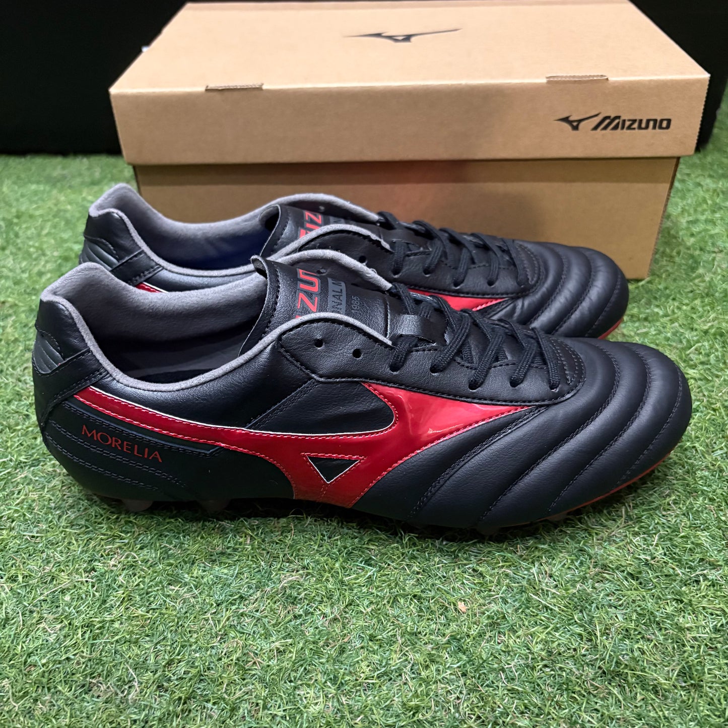 日本未発売 モレリア2 ELITE P1GA250400 海外仕様 トップモデル