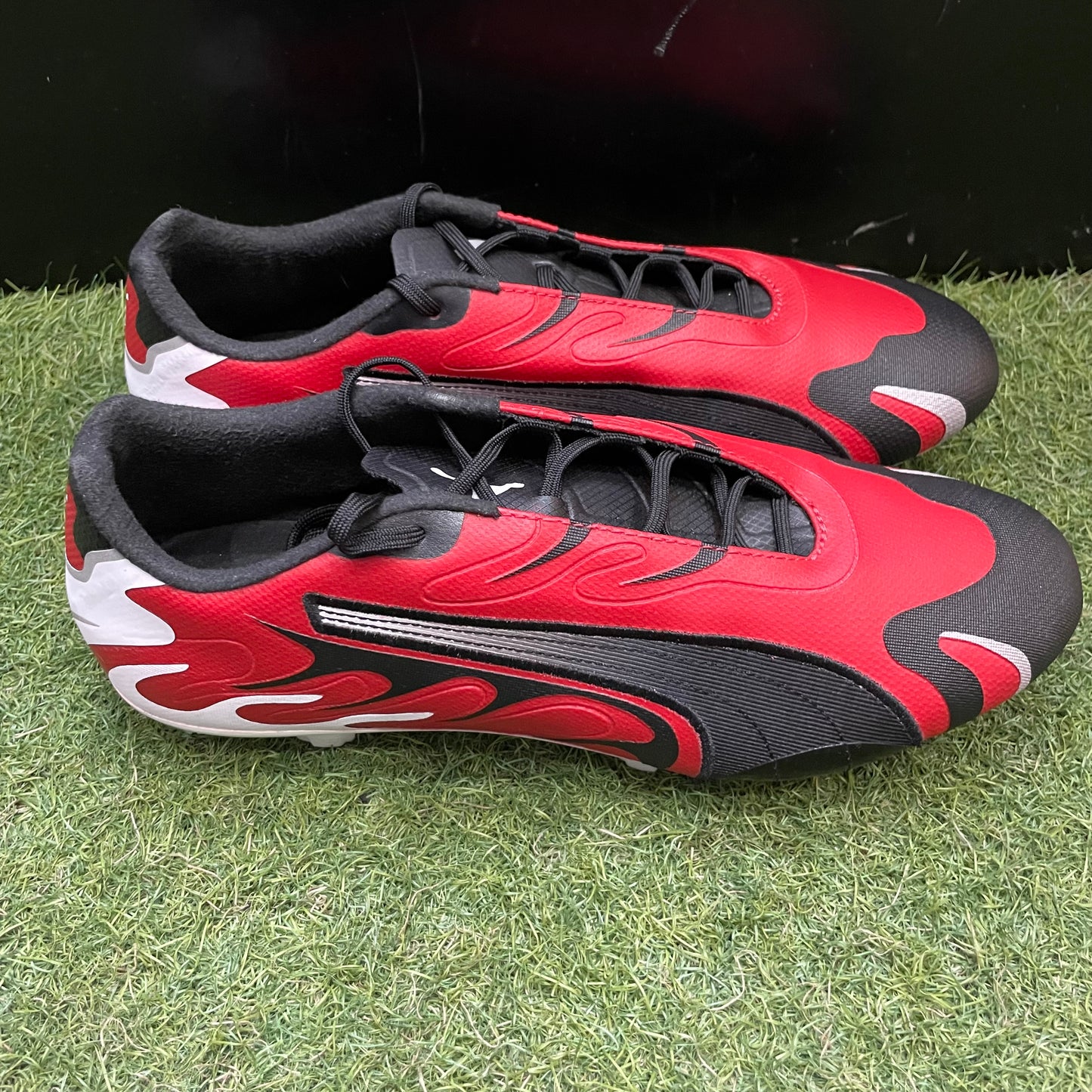 26.0 cm Used Goods中古スパイクPUMA Future Inhale FG/AG