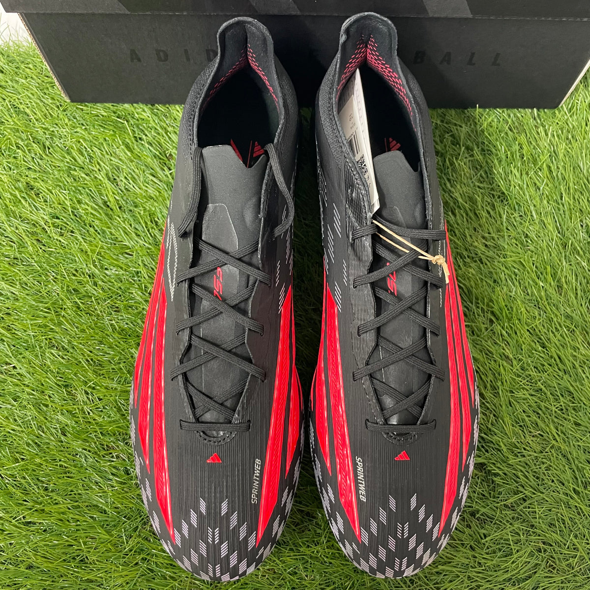 F50 ELITE FG JS4157