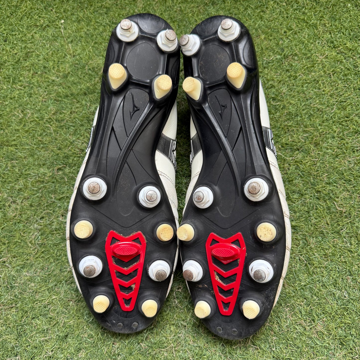 28.0 Used Goods中古スパイク Morelia Neo 3 Japan SG Mix