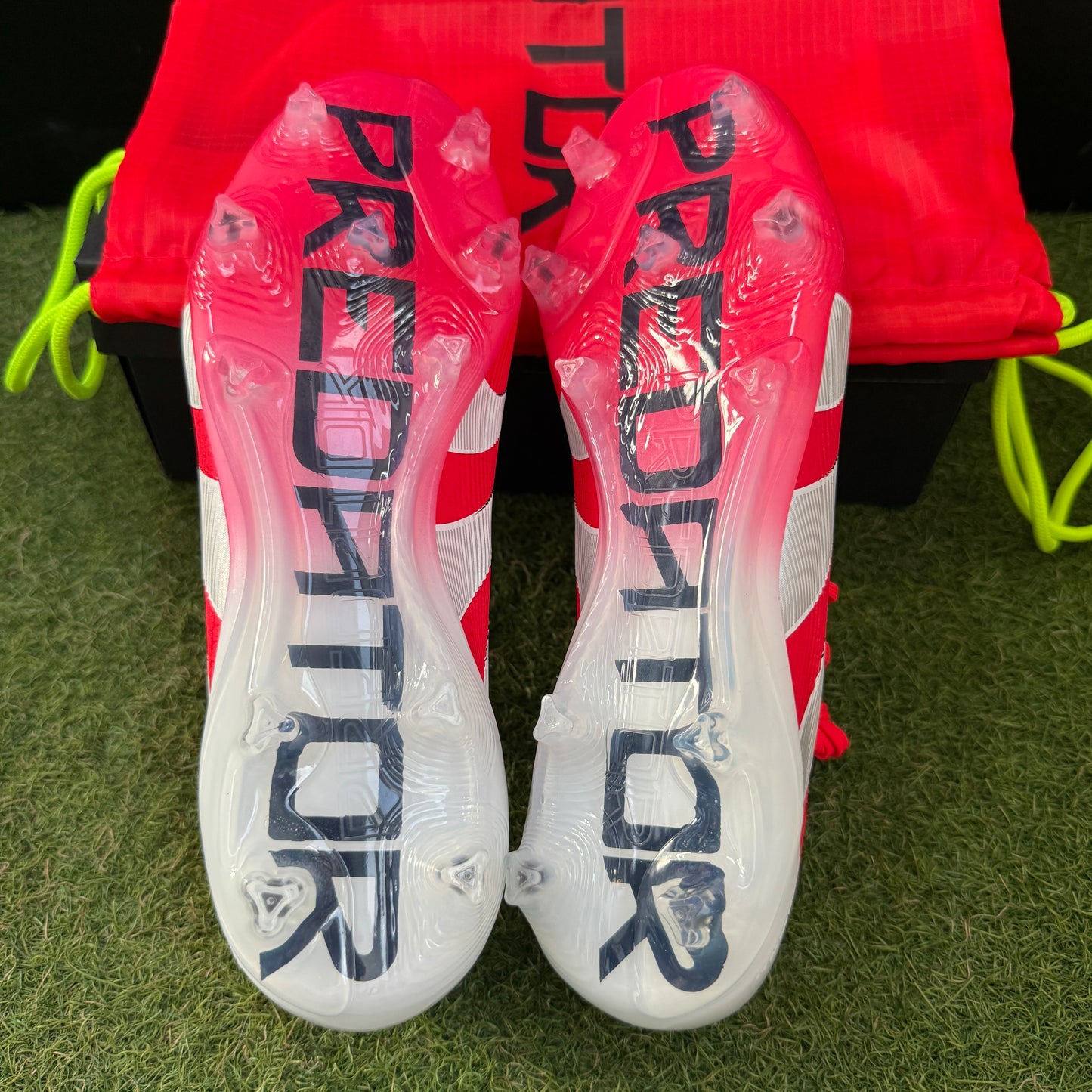 通販限定 Predator Elite FG プレデター ID3882