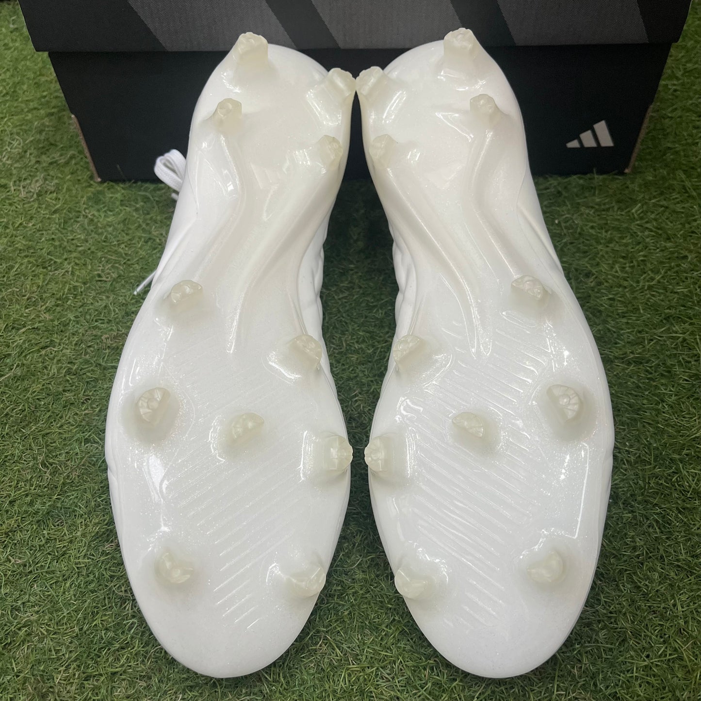 Copa pure.1 FG HQ8901 コパピュア