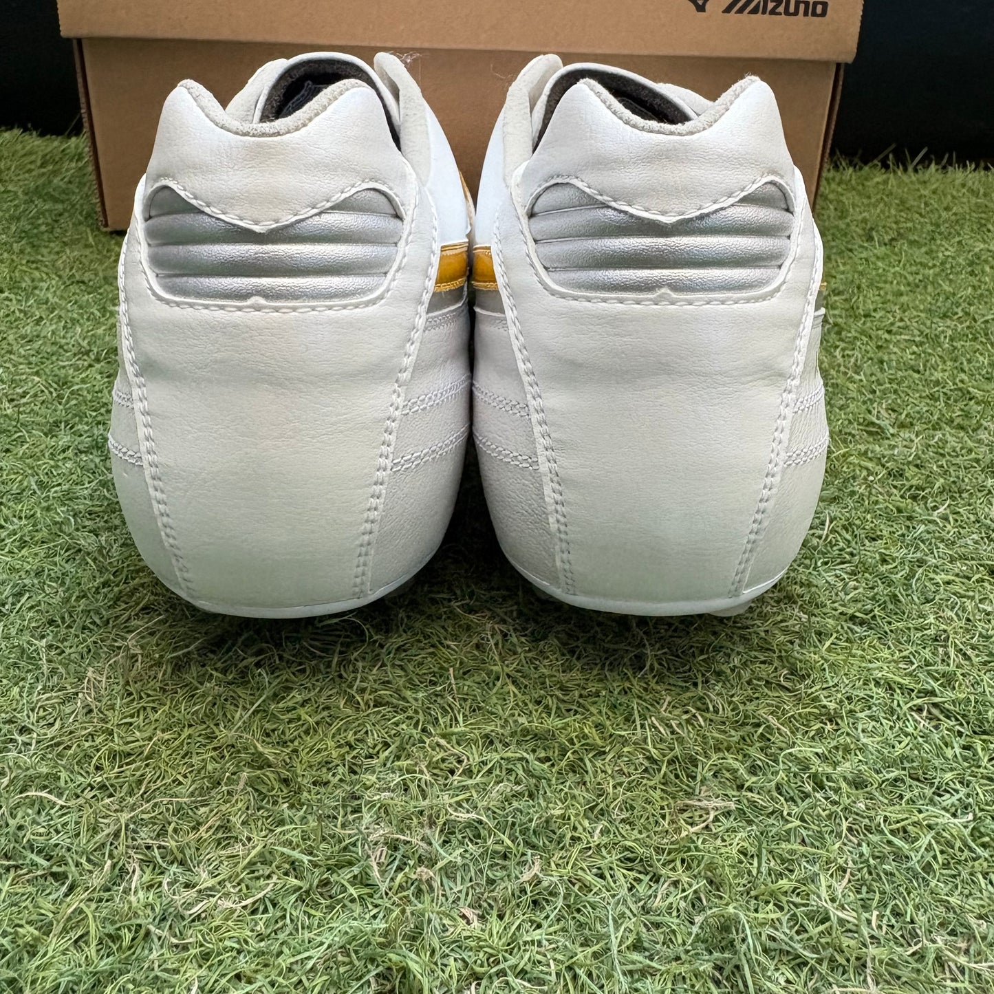 日本未発売 モレリア2 ELITE P1GA260450 海外仕様 トップモデル