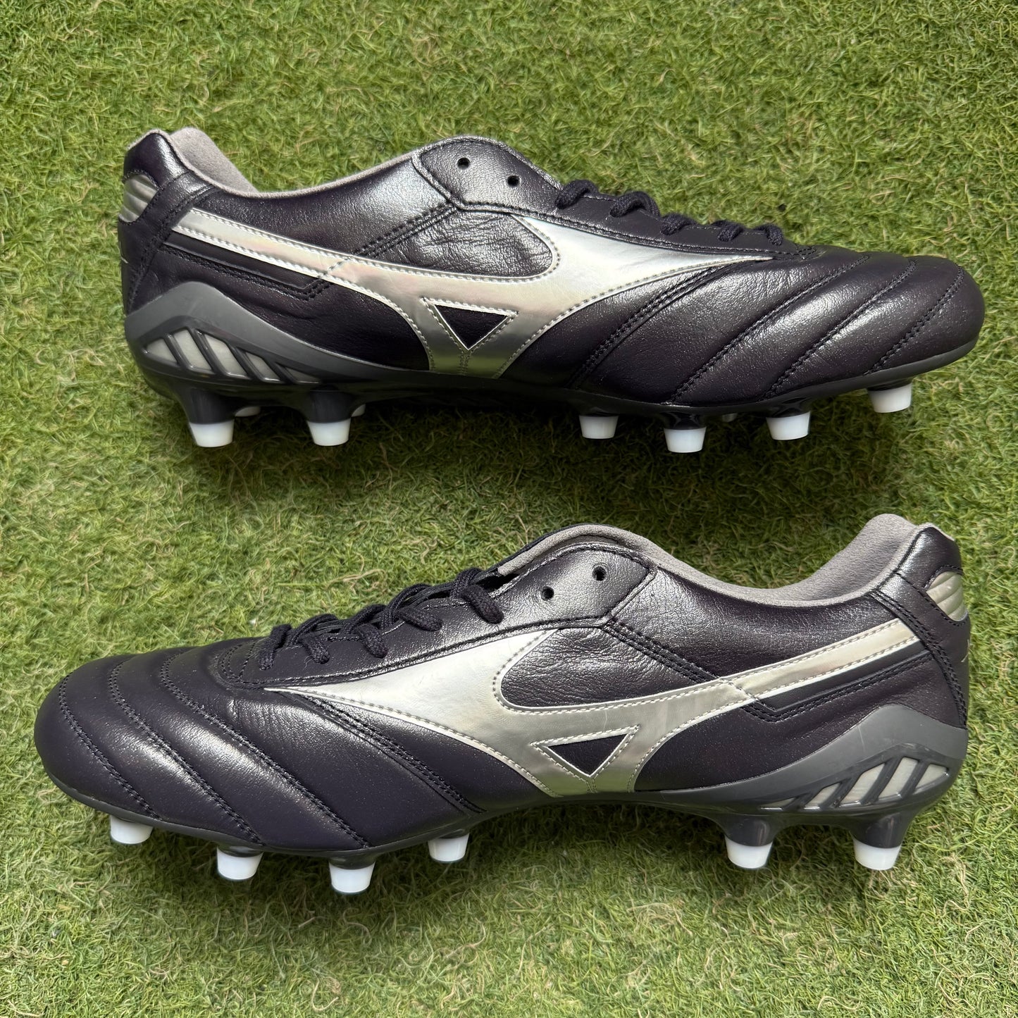 27.5 Used Goods中古スパイク Morelia DNA Japan