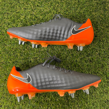 【箱無し】MAGISTA OPUS 2 SG-PRO 27.5 cm AH7405 081