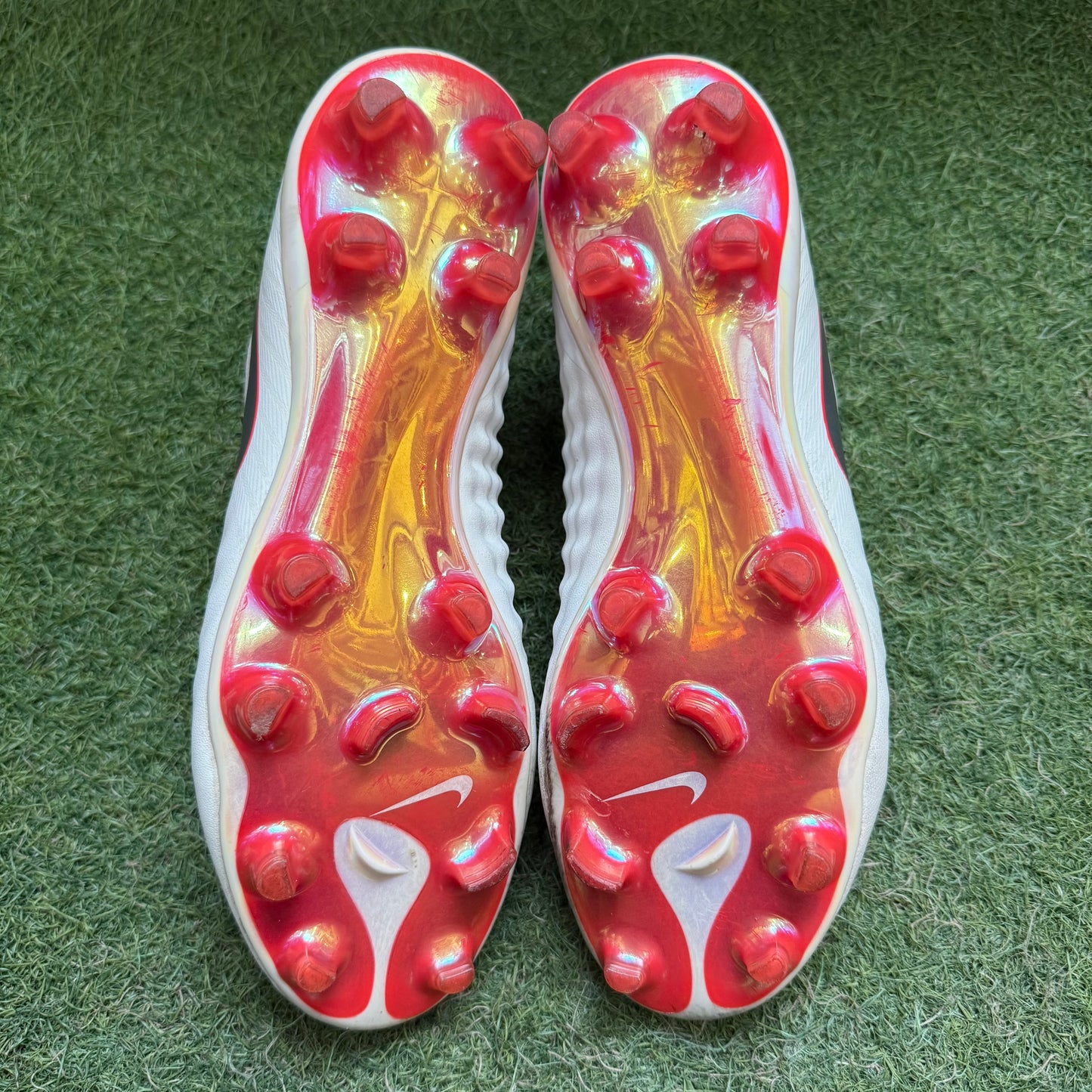 26.0 Used Goods中古スパイクMagista Opus 2 FG