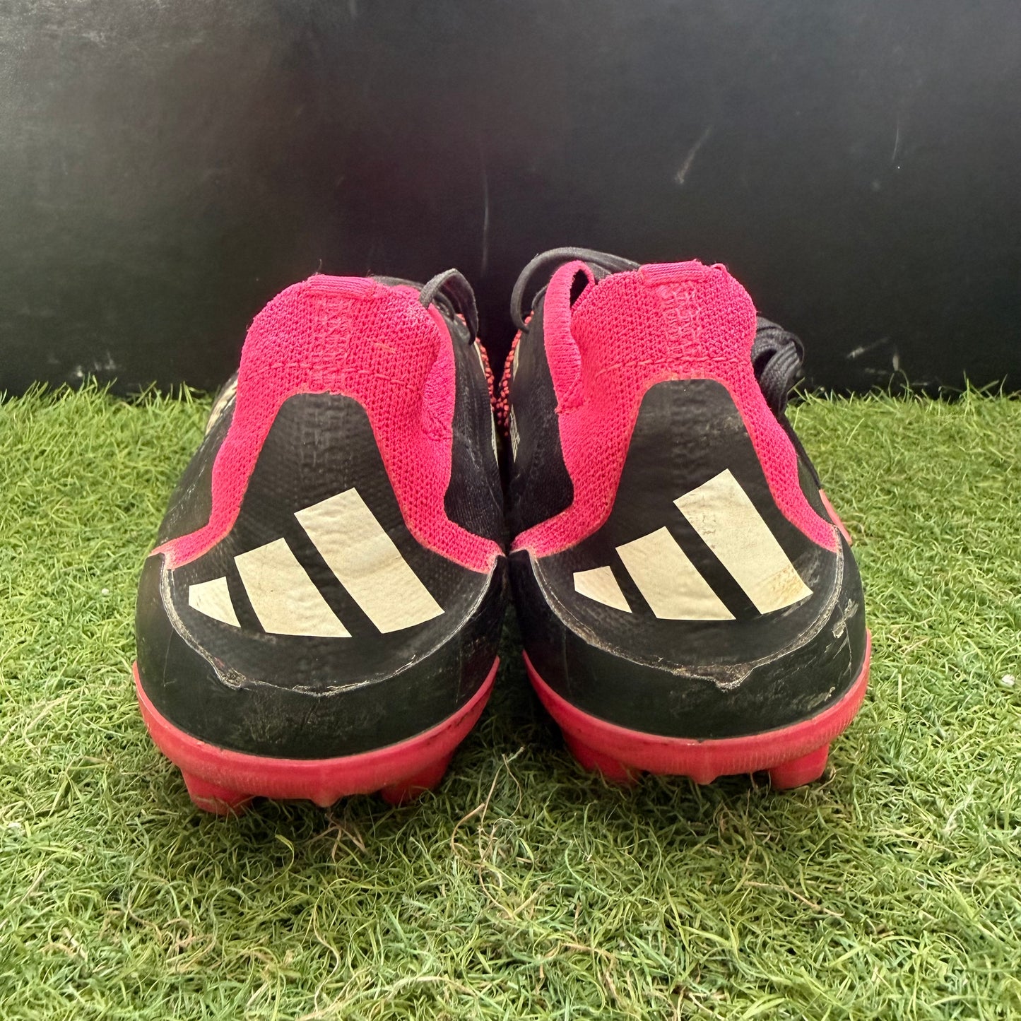 26.0cm Used Goods中古スパイクPredator Accuracy.1 HG/AG