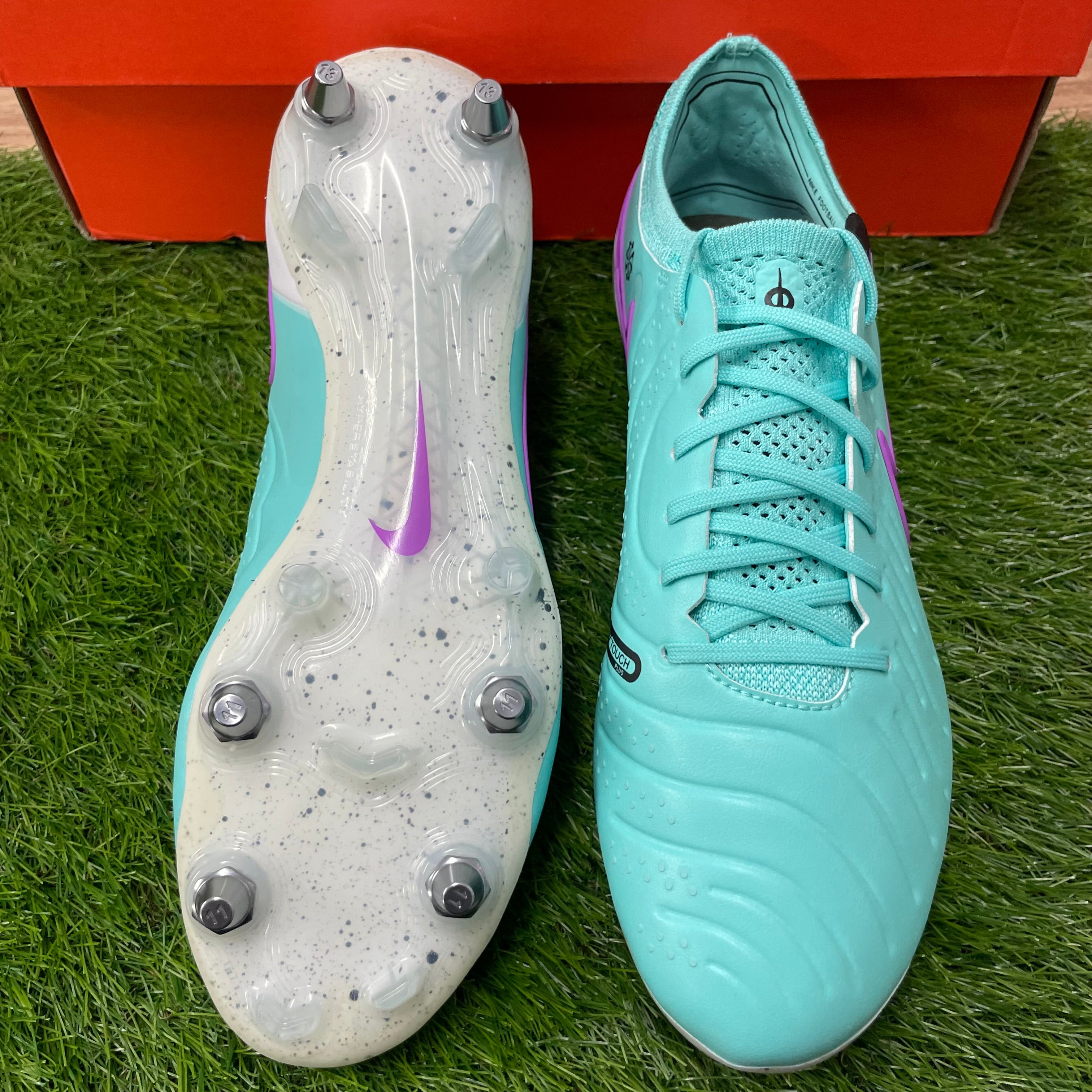 Tiempo – 俺の足 サッカー用品セレクトショップ