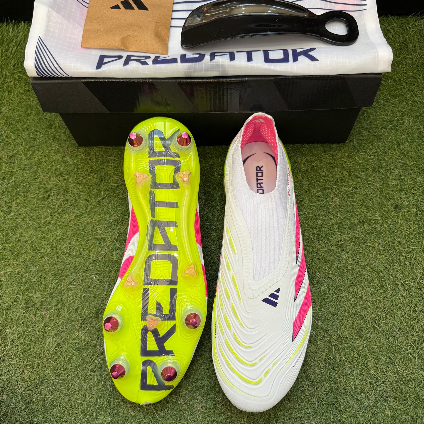 PREDATOR ELITE LL SG プレデター レースレス ID3848