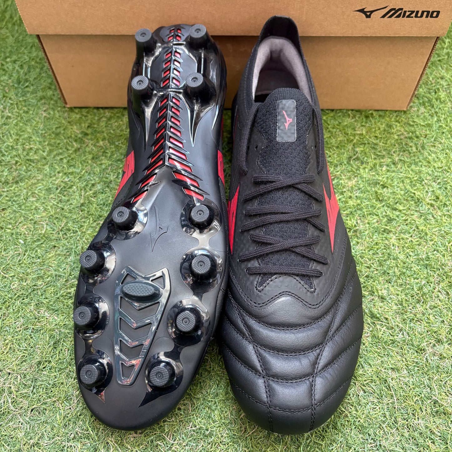 日本未発売 モレリアネオ4 β Elite P1GA254200 morelia neo 4