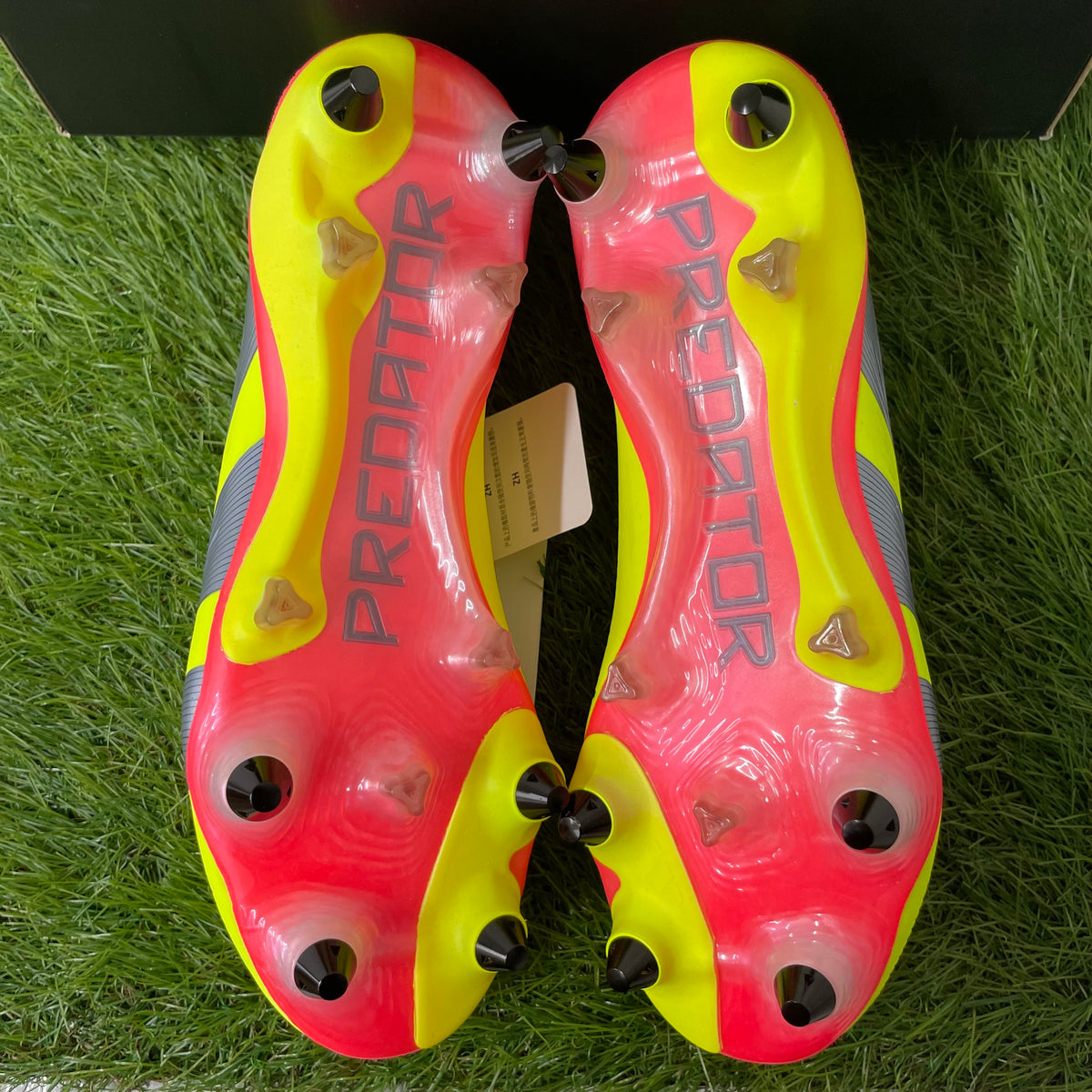 Predator Elite L SG プレデター IE0044