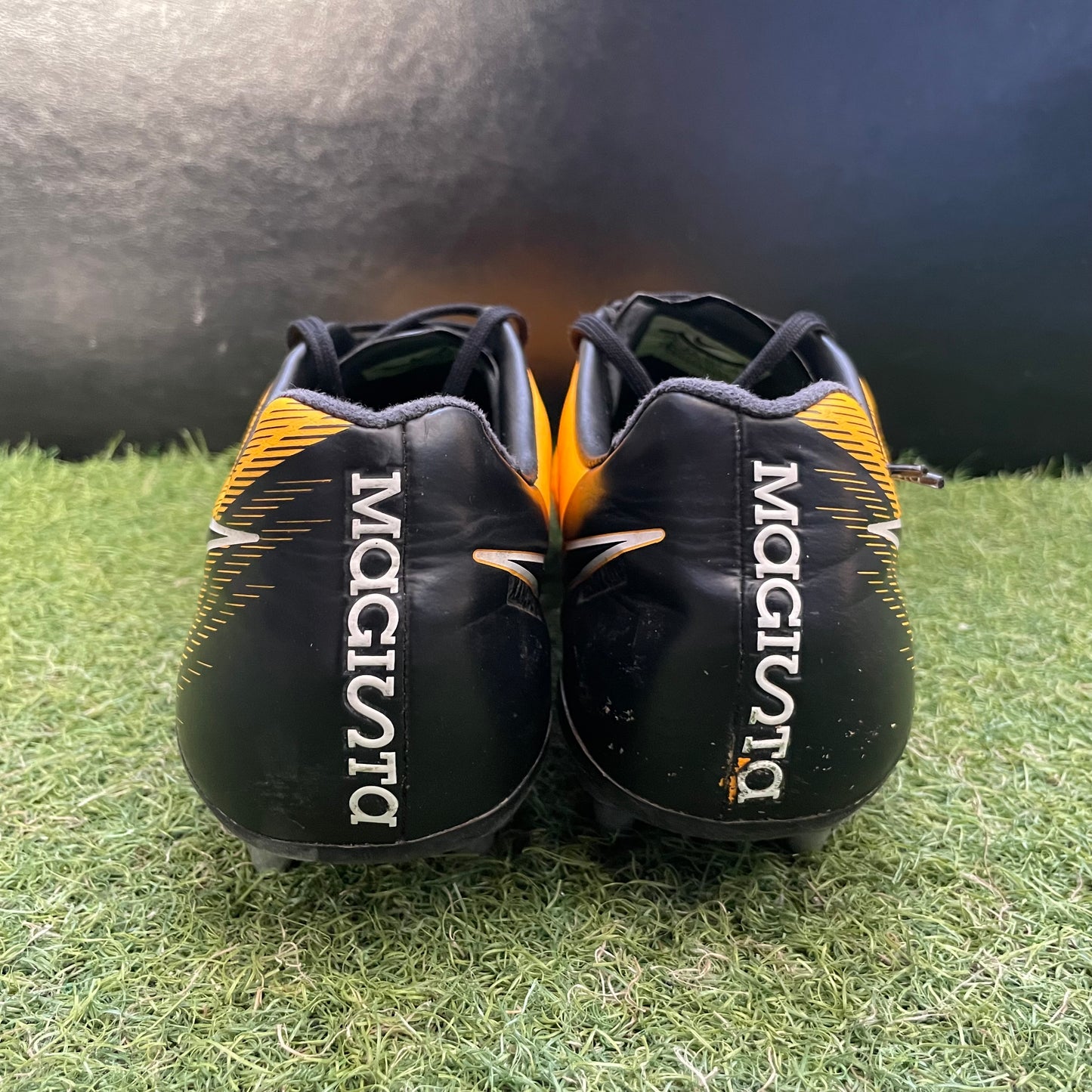28.5 cm Used Goods 中古スパイク Magista Opus 2 SG ANTI CLOG