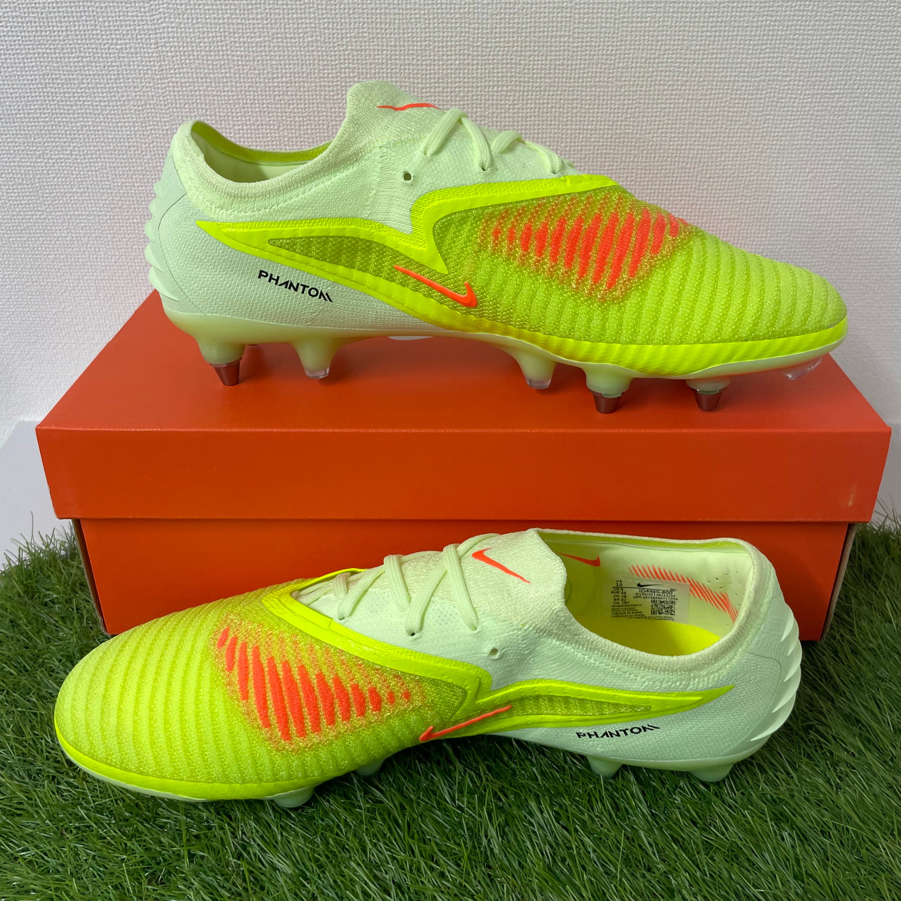 ファントム 6 LOW ELITE SG-PRO P IO4460 800 – 俺の足 サッカー用品