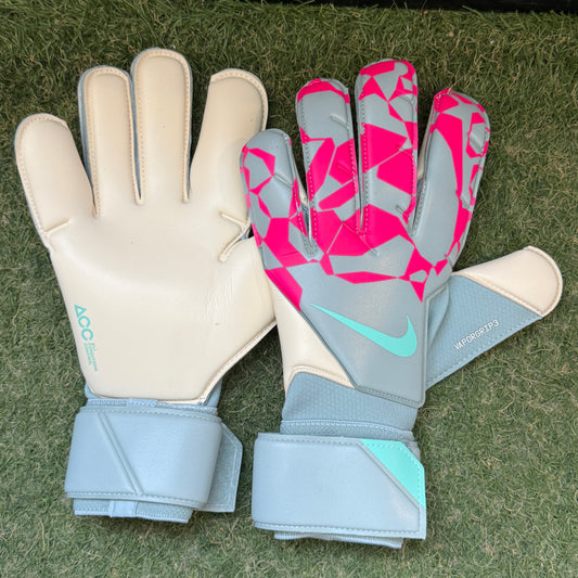 日本未発売 ヴェイパーグリップ３HQ0304 395 Vapor Grip 3