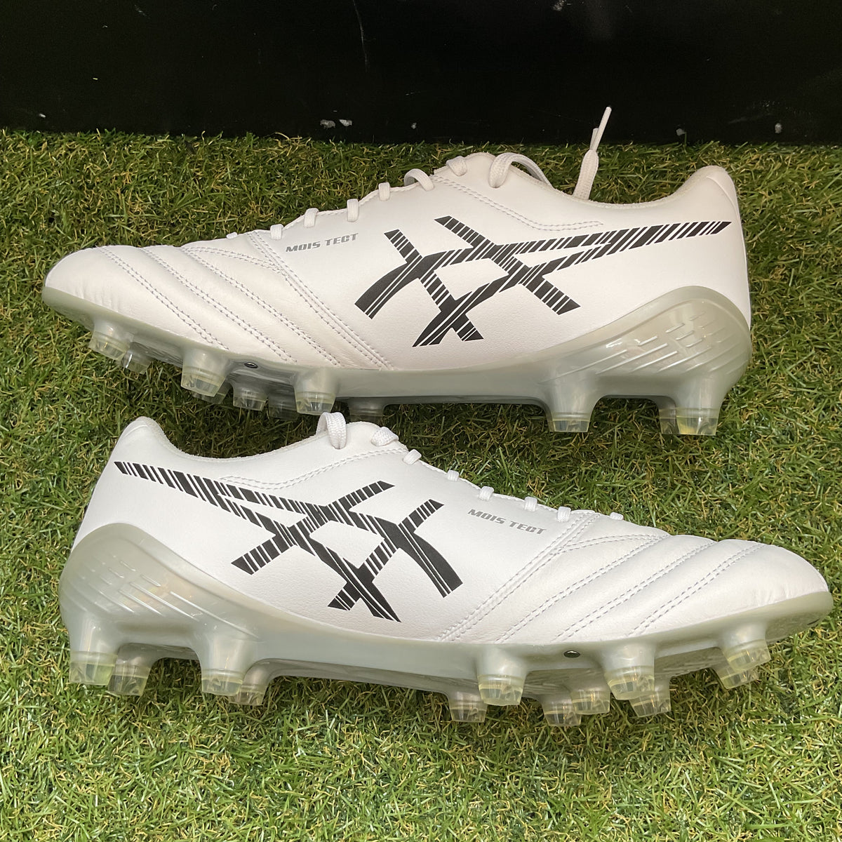 【箱無し】DS LIGHT X FLY 5 27.0 cm 1101A047