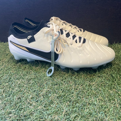 【箱無し】Tiempo Legend 10 SG-PRO 26.0 FN7283 700