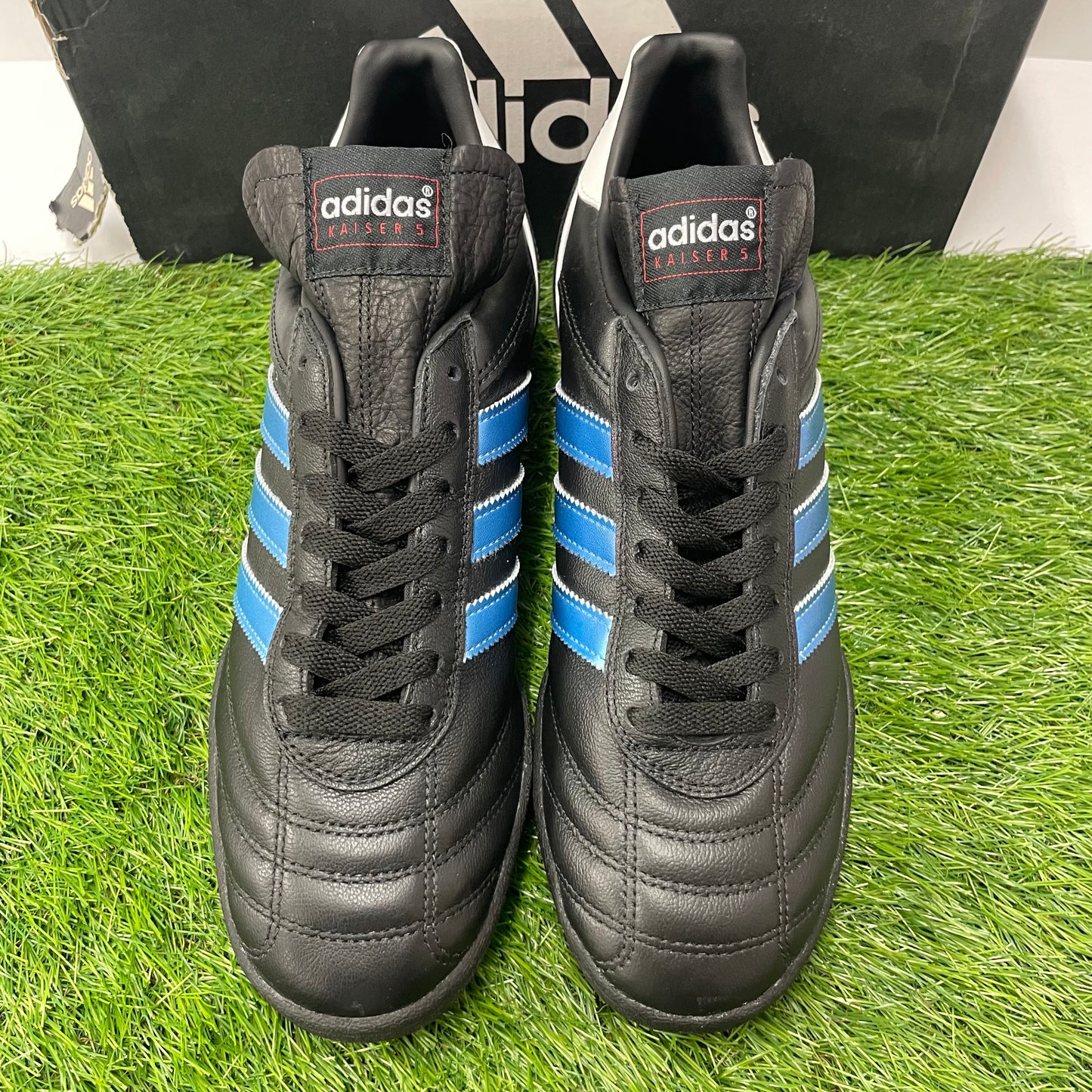 日本未発売 KAISER 5 TEAM BLUE STRIPES  677357