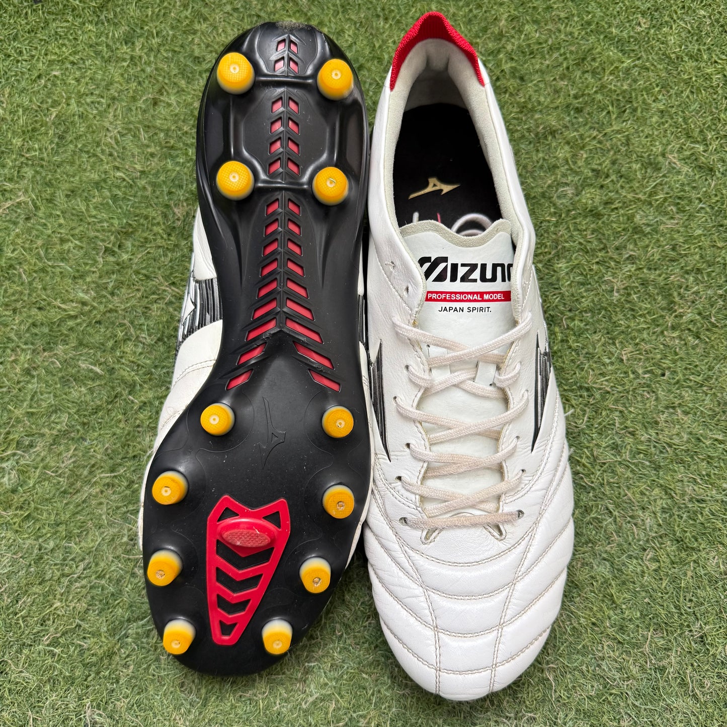 28.0 Used Goods中古スパイク Morelia Neo 4 Japan
