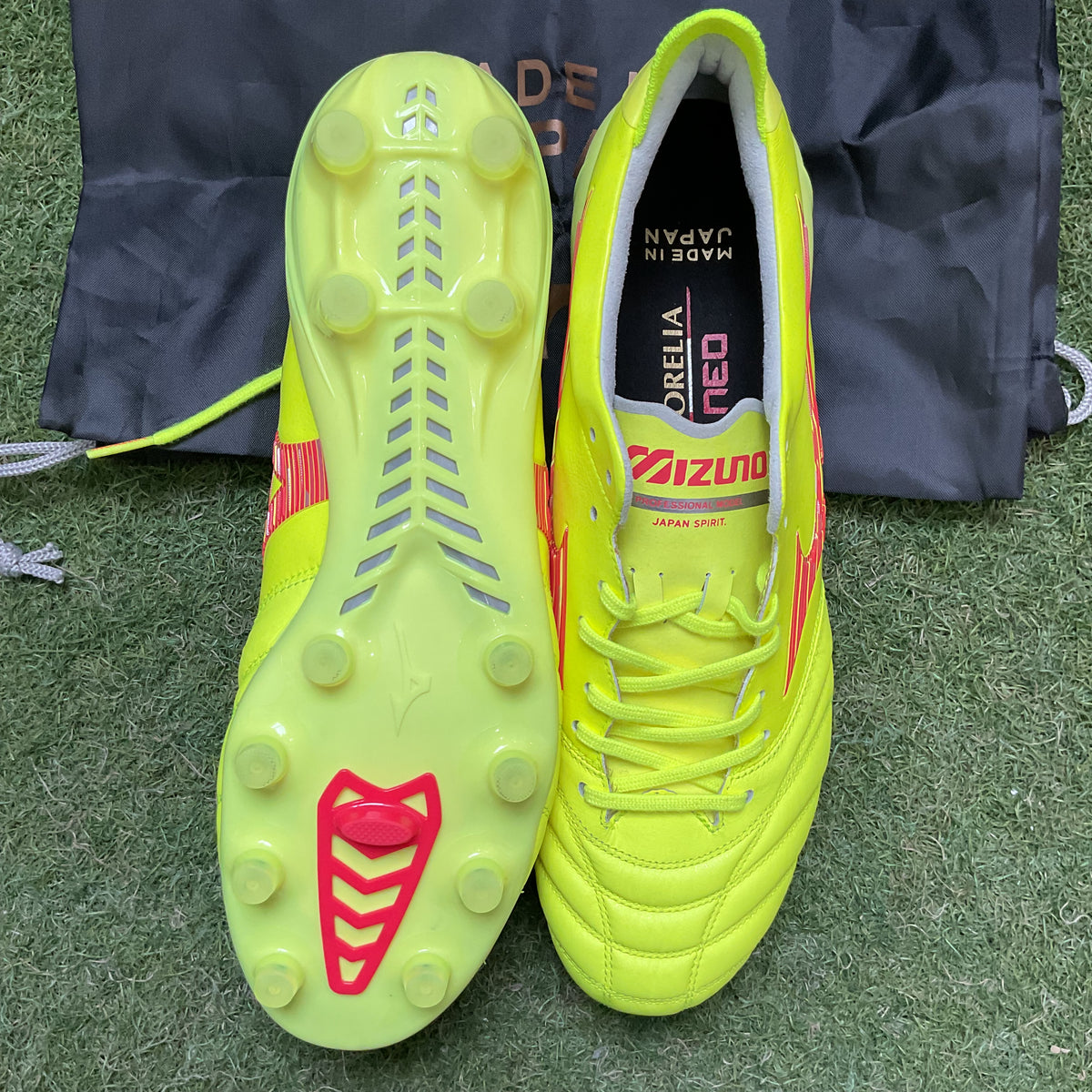 【箱無し】Morelia Neo4 Japan 27.0 P1GA243045