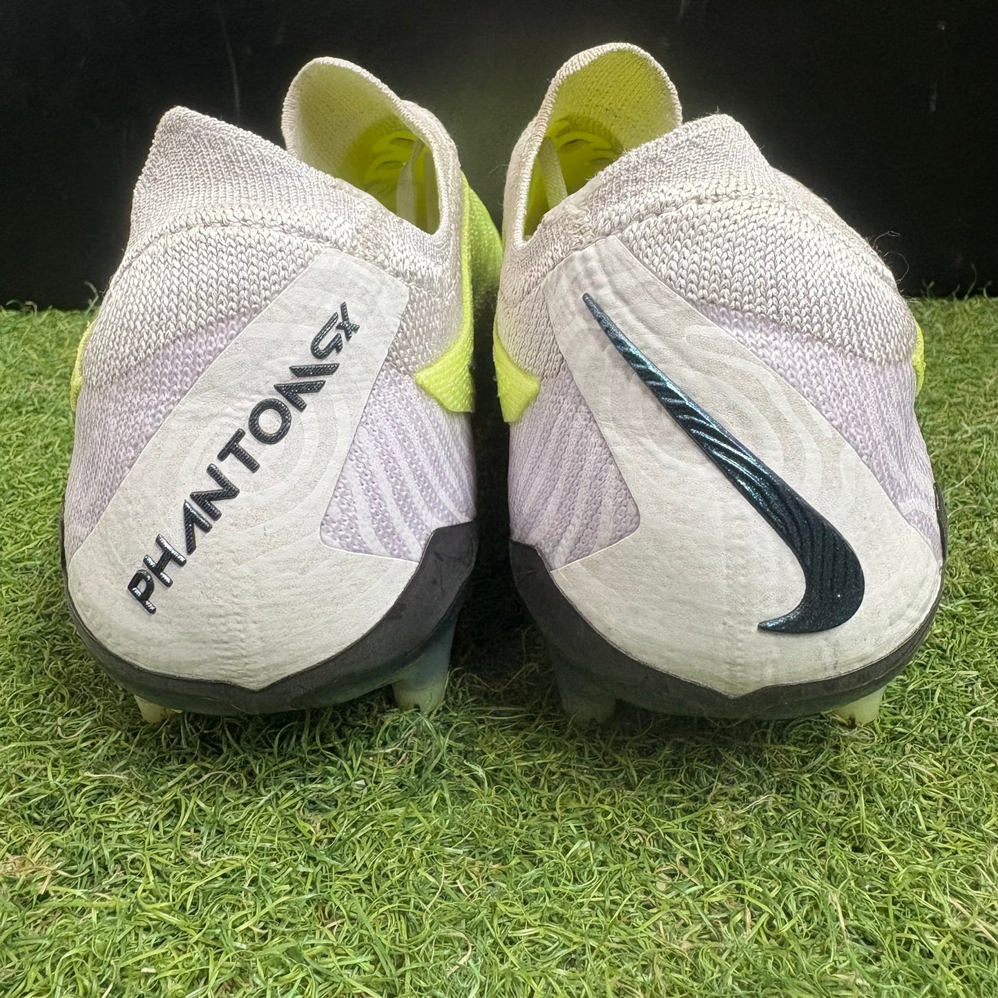 26.5 cm Used Goods中古スパイク Phantom GX Elite FG