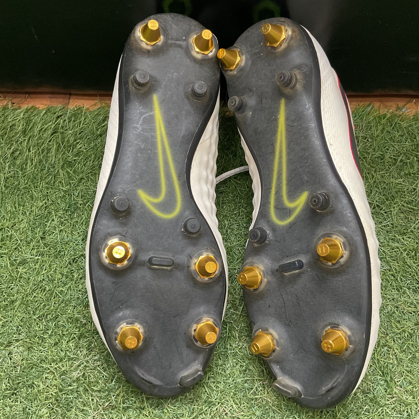 25.0 cm Used Goods 中古スパイク Magista Opus SG ANTICLOG