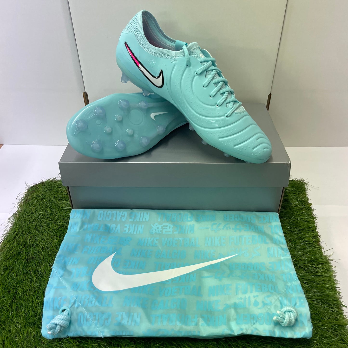 ティエンポレジェンド10 ELITE AG PRO IB9520 401