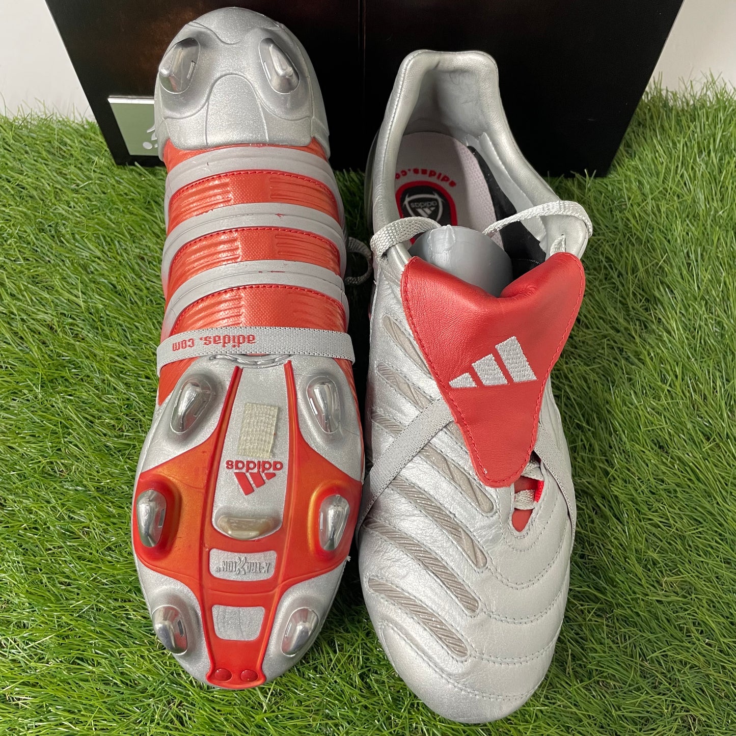 PREDATOR SG DAVID BECKHAM ベッカムモデル　320/723