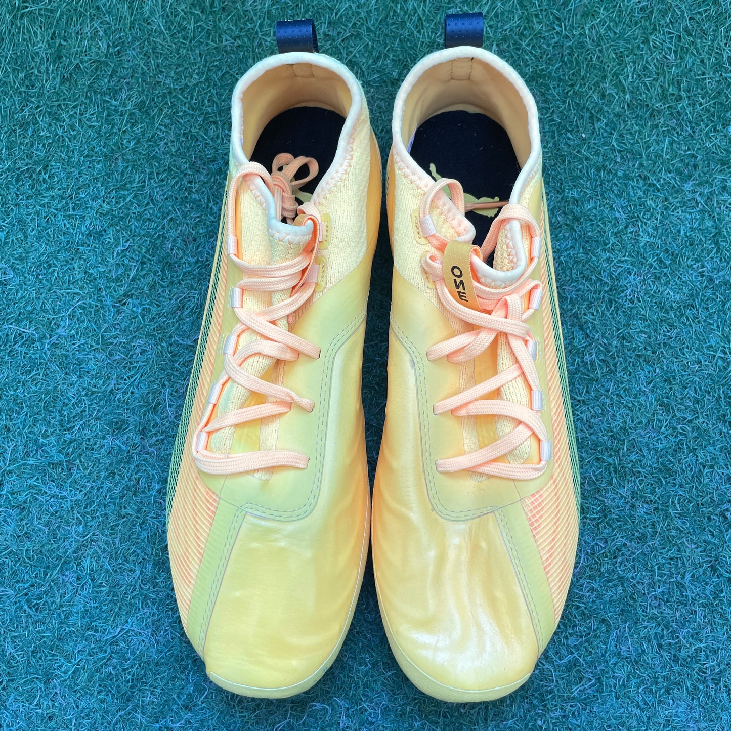 【箱無し】Puma One 20.2 HG 105824-01 29.0