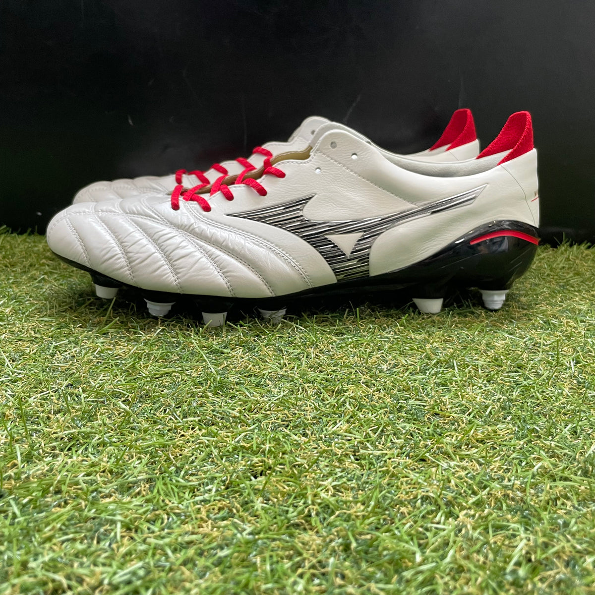 【箱無し】MORELIA NEO4 JAPAN MIX 28.5 P1GC233009