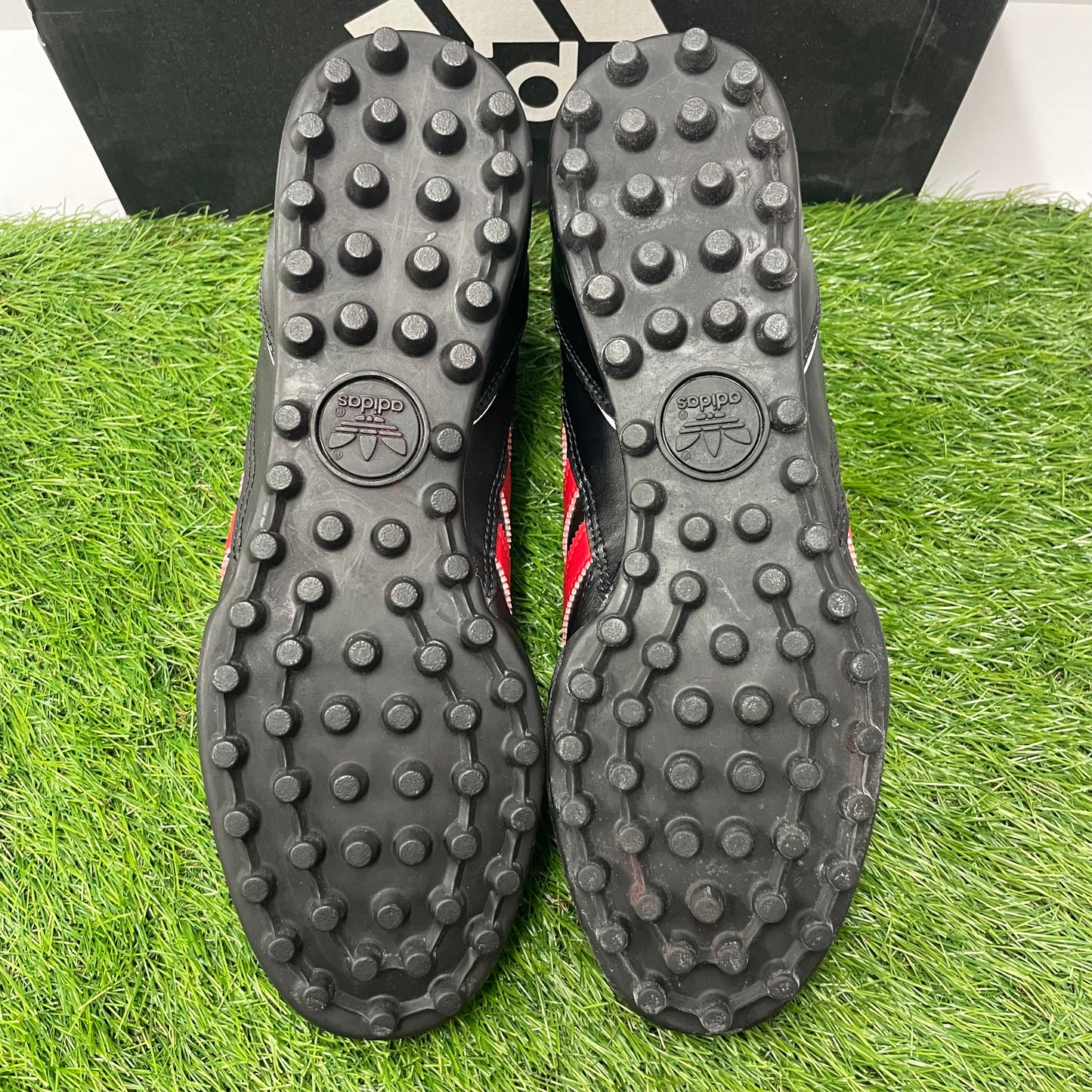 日本未発売 KAISER 5 TEAM RED STRIPES  677357