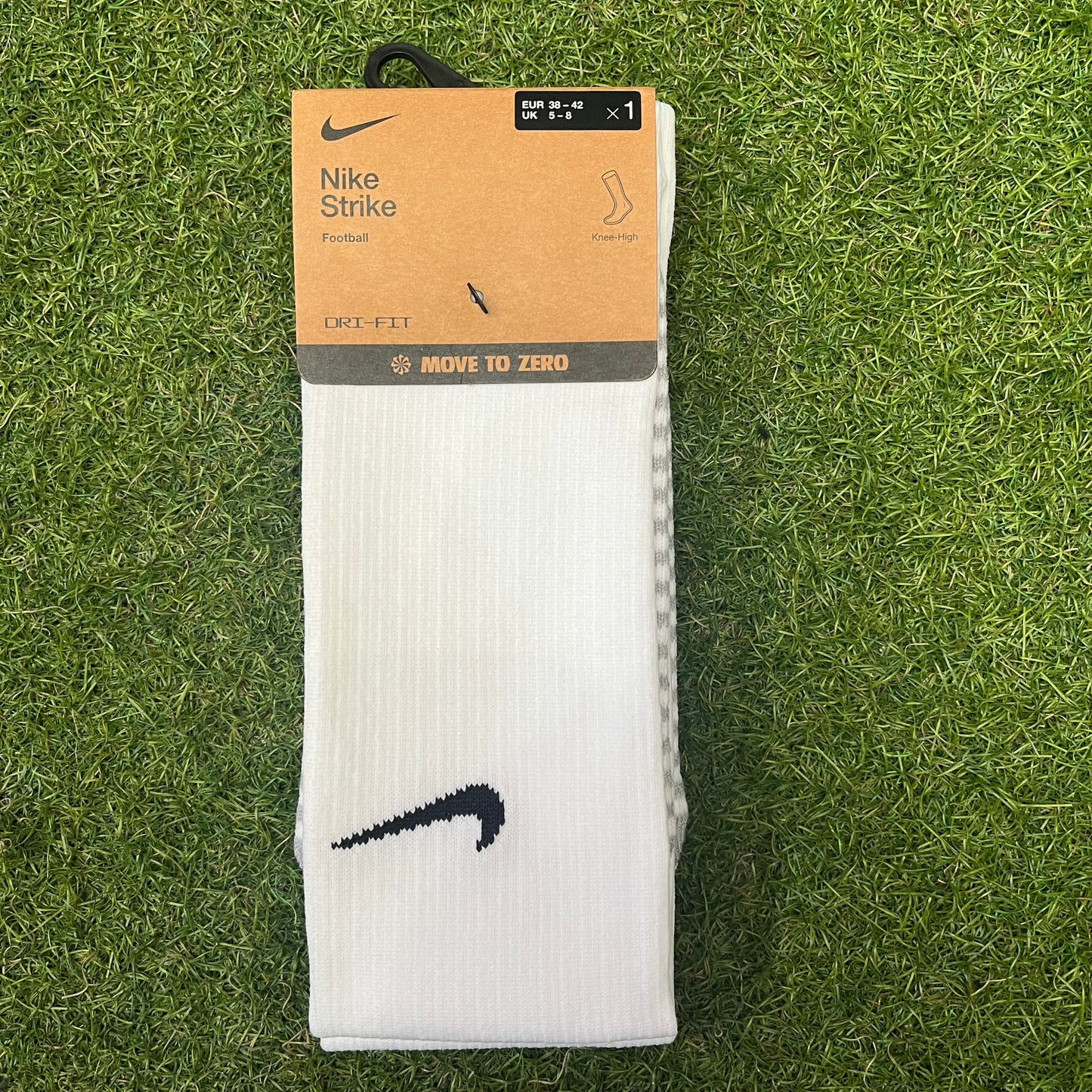 ホワイト NIKE Strike Knee High 支給品ソックス FQ8253 100