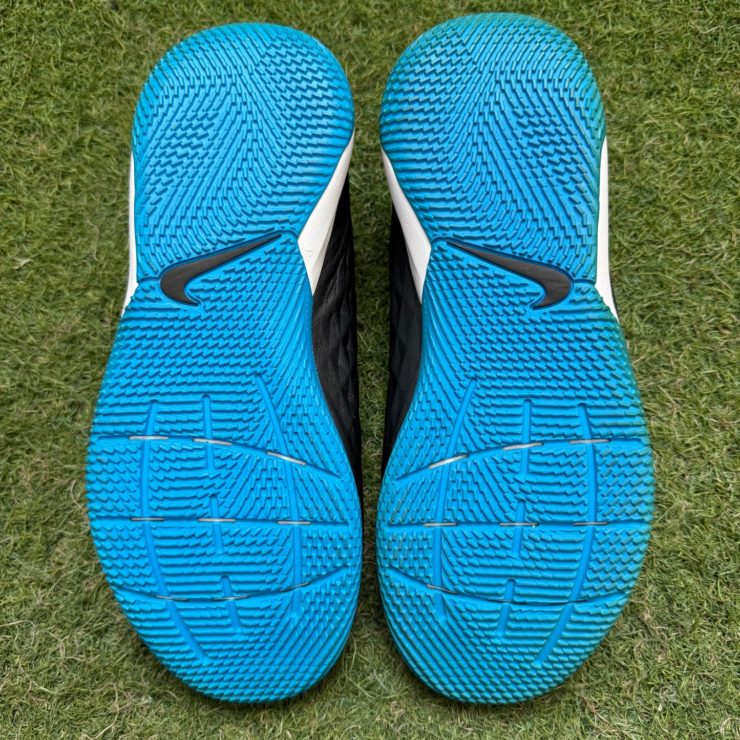 23.0 Used Goods中古スパイクTiempo Legend 8 Academy IN