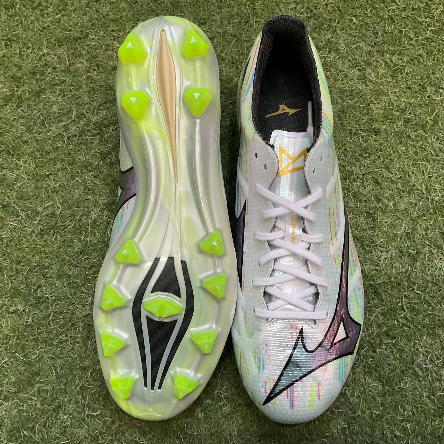 MIZUNO アルファ 2 JAPAN P1GA256009 Alpha 2