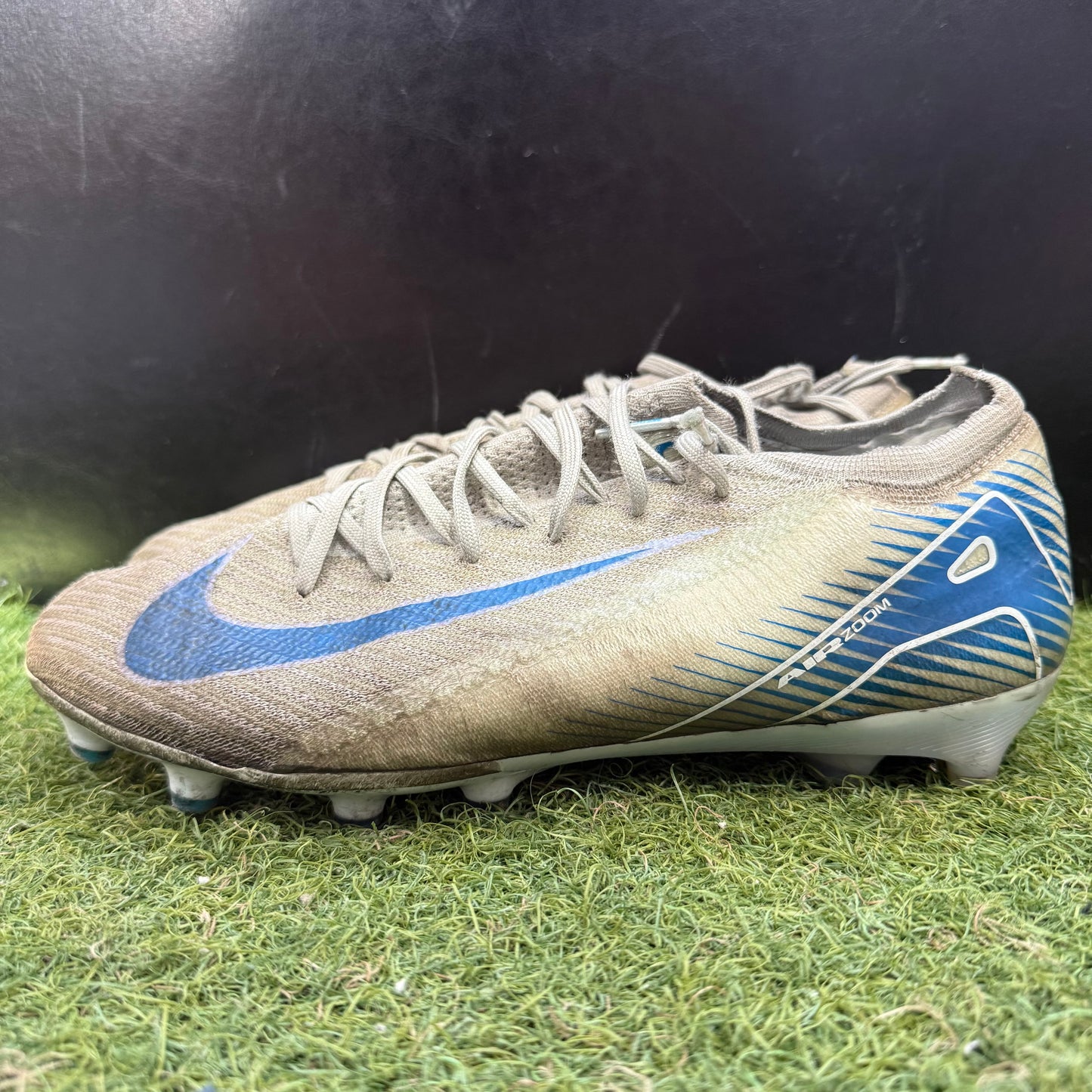 26.0 Used Goods 中古スパイク Vapor 16 Elite AG-PRO