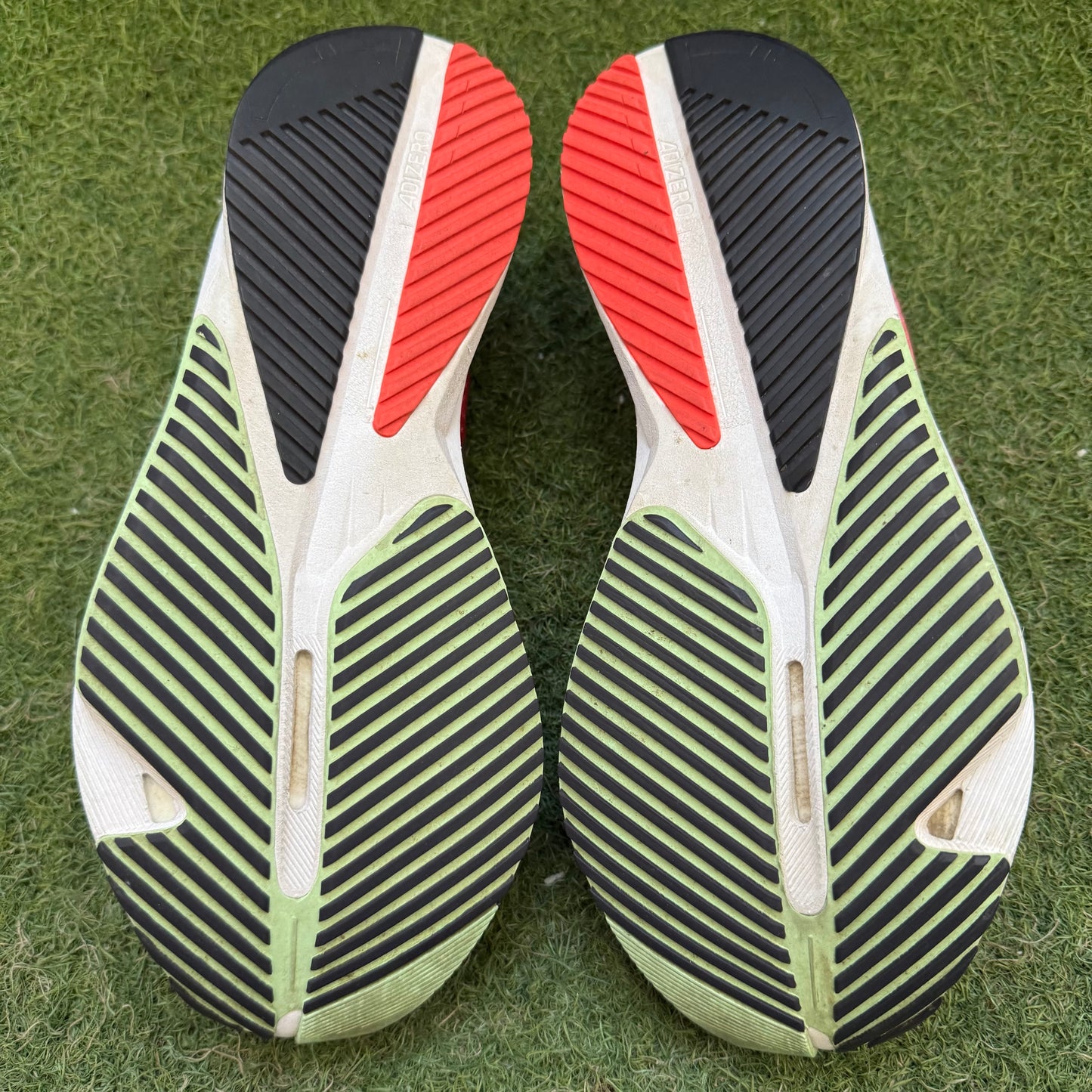 25.0 Used Goods中古ランニングシューズ　アディゼロ　SL