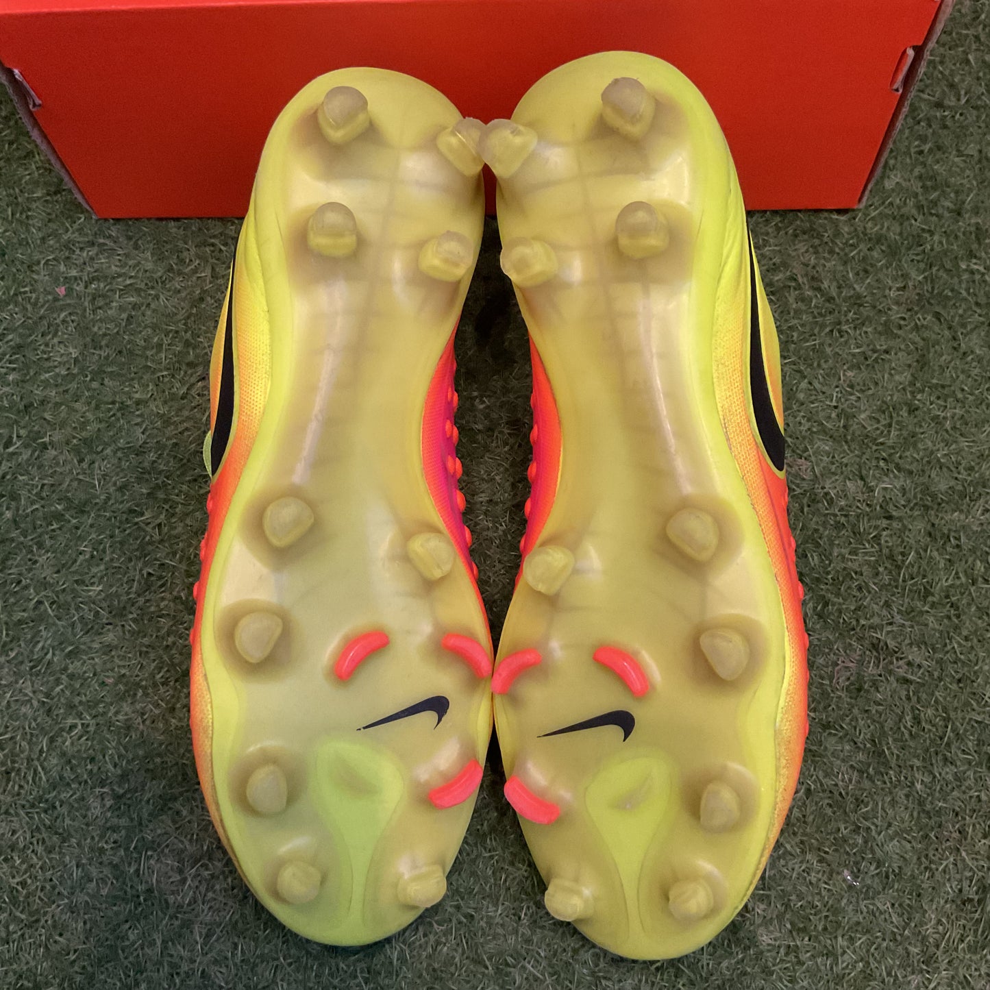 25.5 cm Used Goods中古スパイクMagista Opus 2 FG