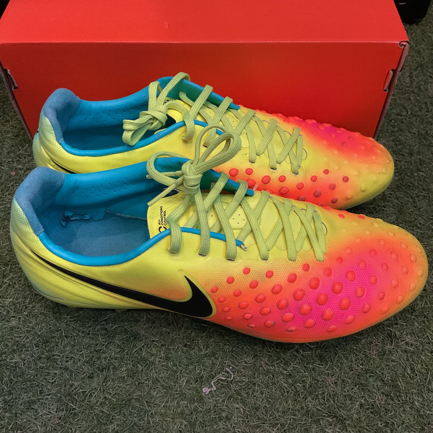 25.5 cm Used Goods中古スパイクMagista Opus 2 FG