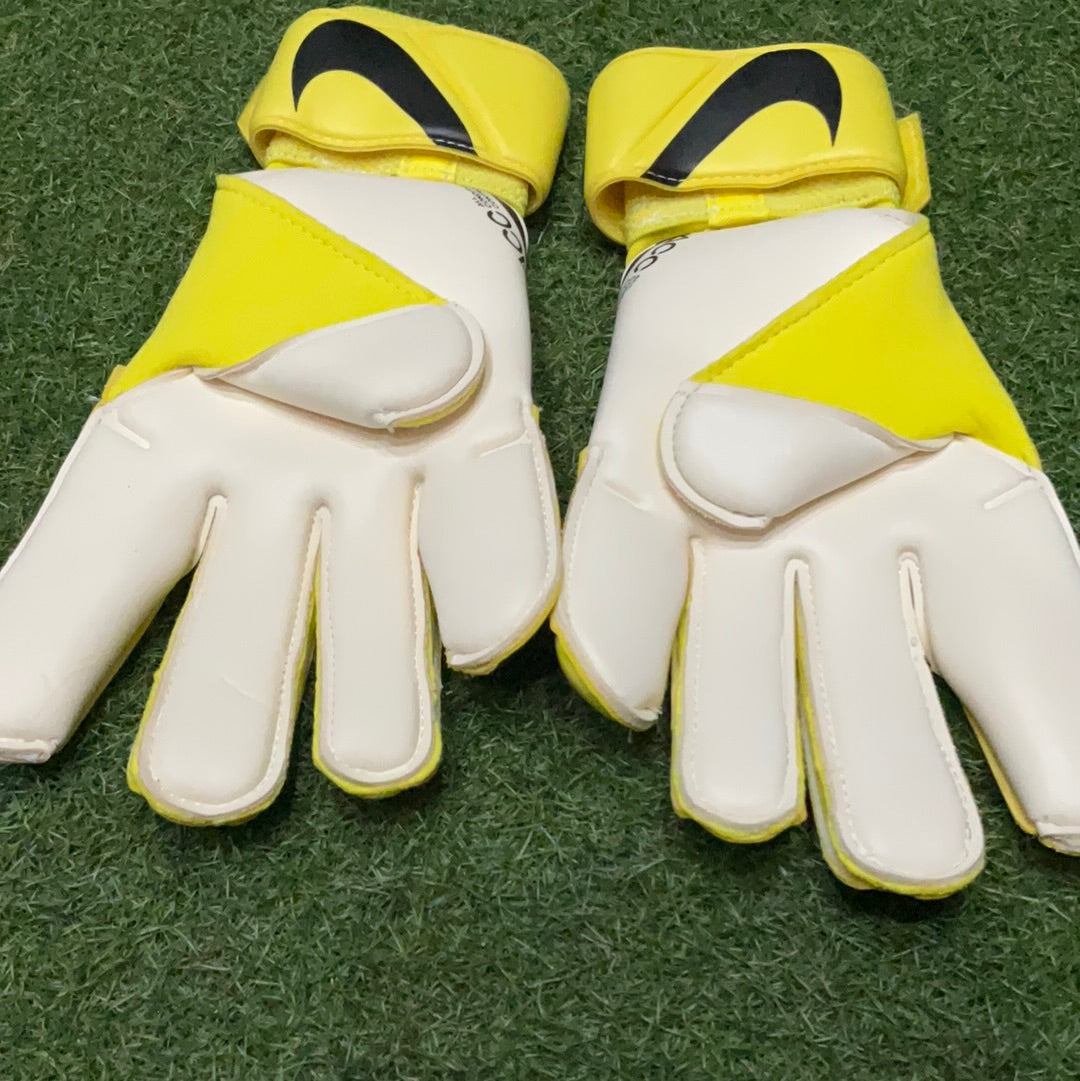 ヴェイパーグリップ3CN5650 765 Vapor Grip 3 – 俺の足 サッカー用品