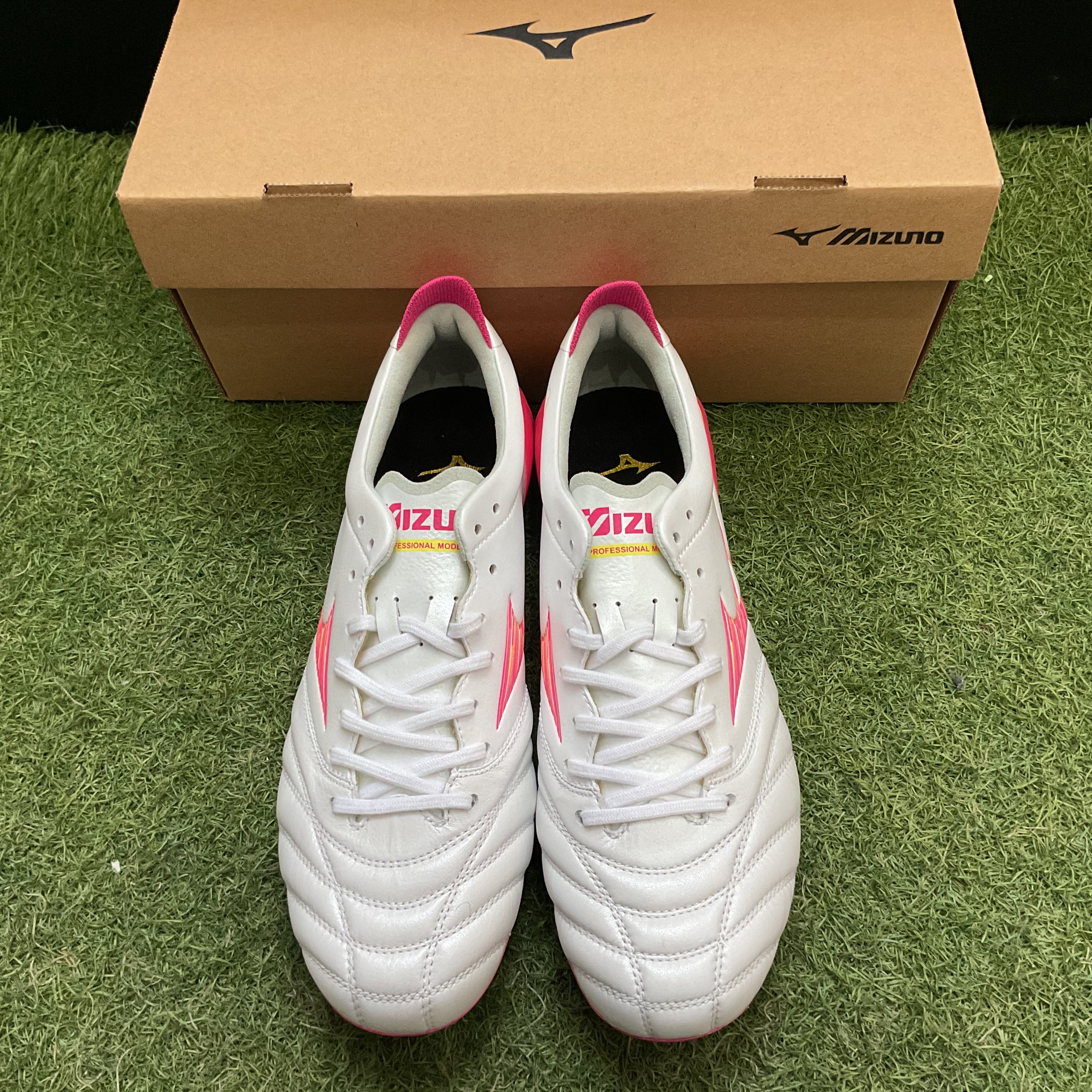 日本未発売 モレリアネオ4 エリート P1GA263264 MORELIA NEO4 ELITE