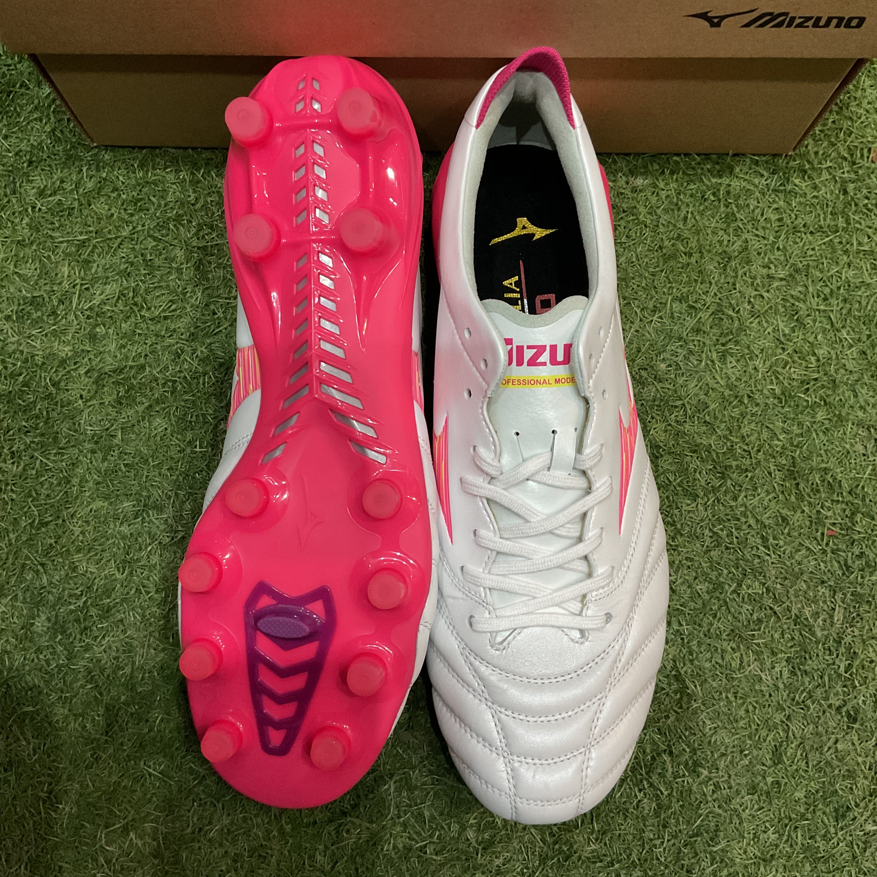 サッカースパイク – Page 3 – 俺の足 サッカー用品セレクトショップ