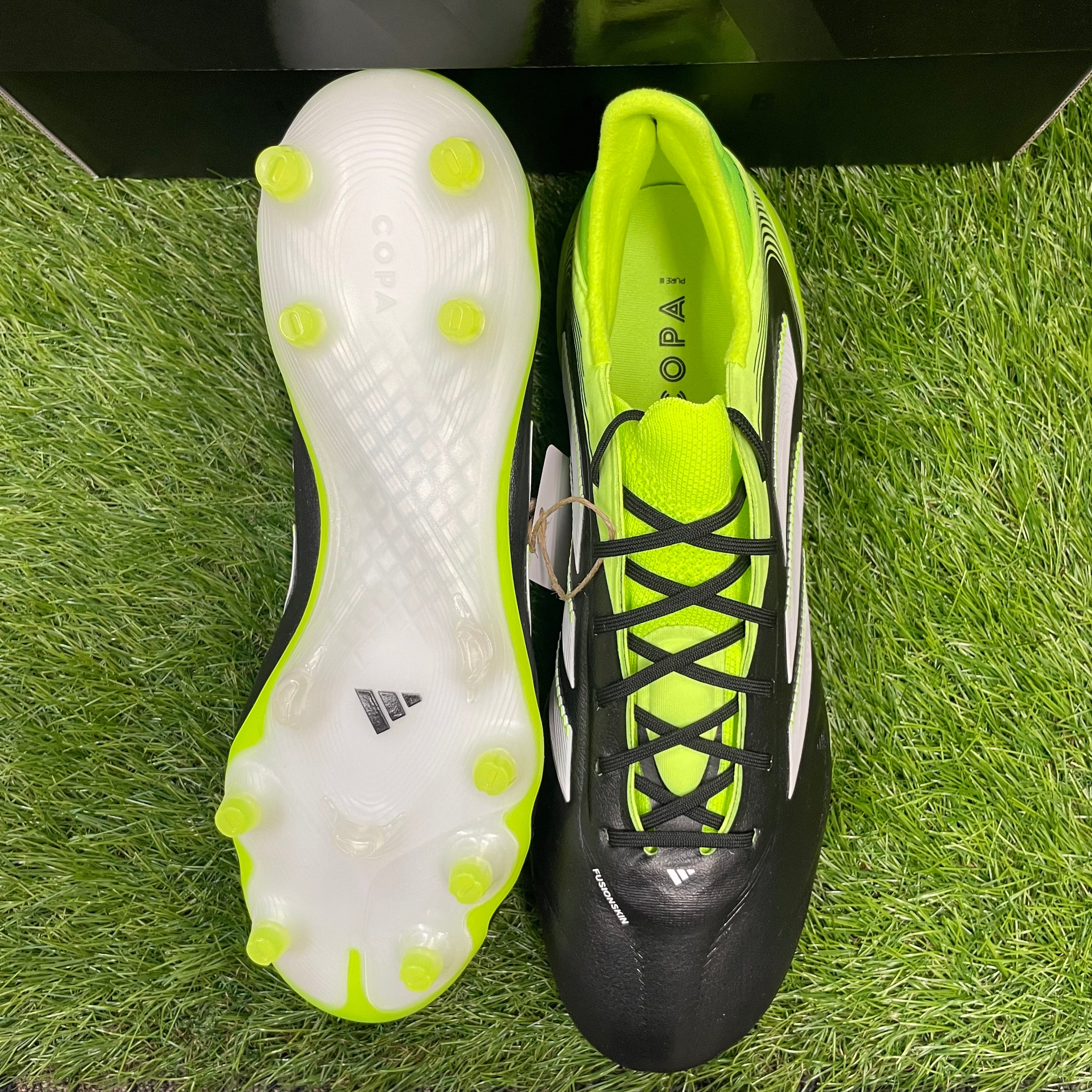 サッカースパイク – Page 5 – 俺の足 サッカー用品セレクトショップ