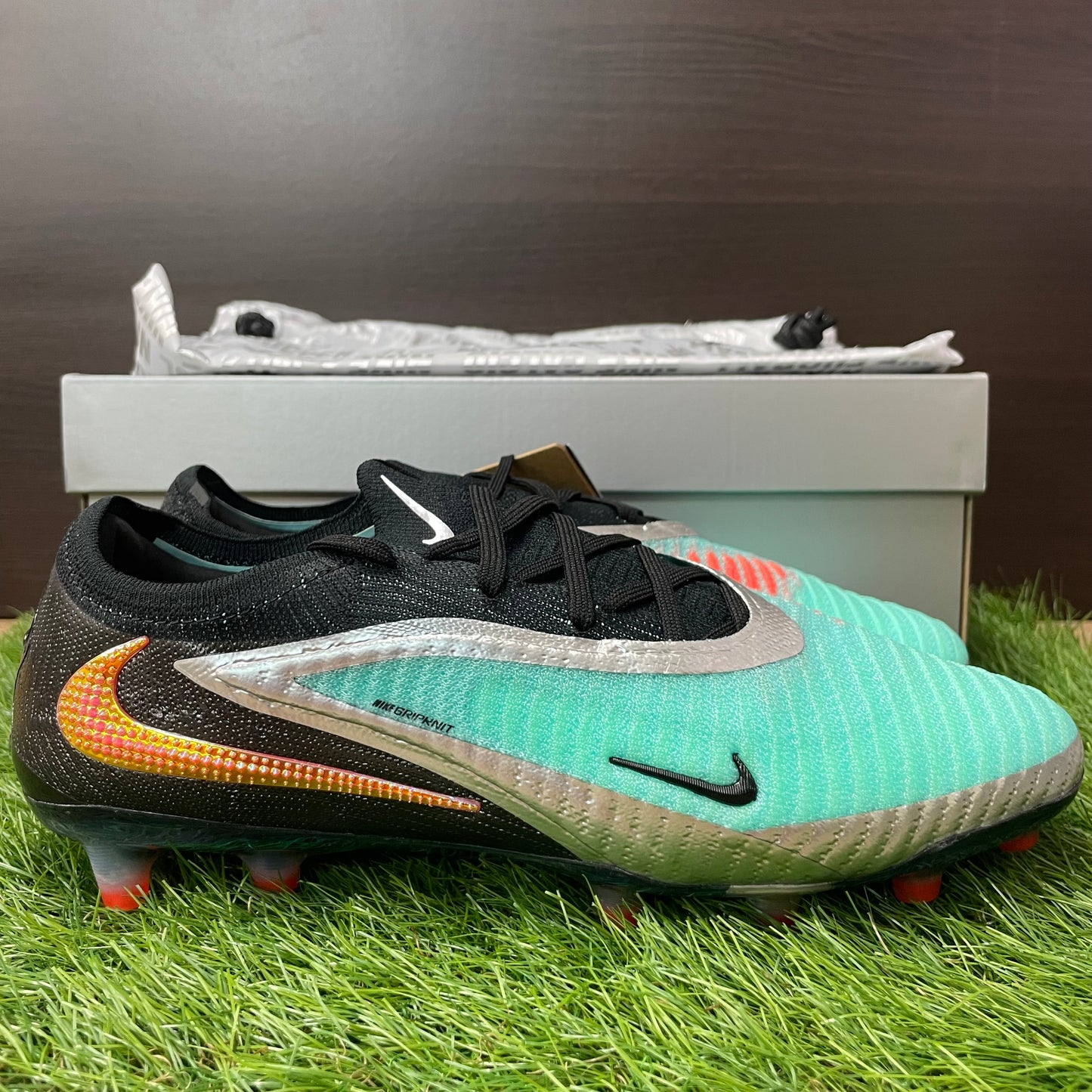 ファントム 6 LOW ELITE LE AG-PRO IH3862 001