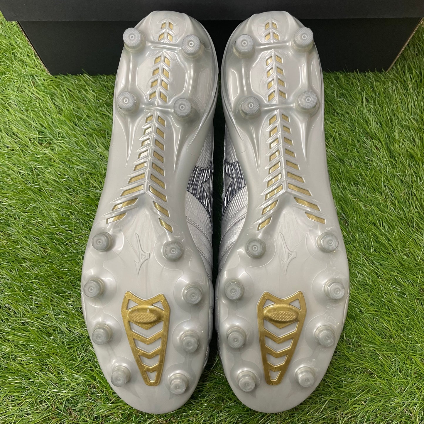 モレリアネオ 4 β MADE IN JAPAN P1GA254004