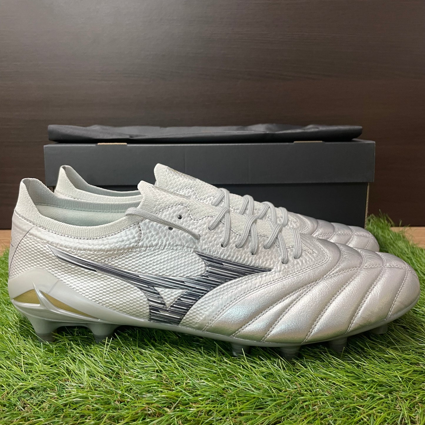 モレリアネオ 4 β MADE IN JAPAN P1GA254004