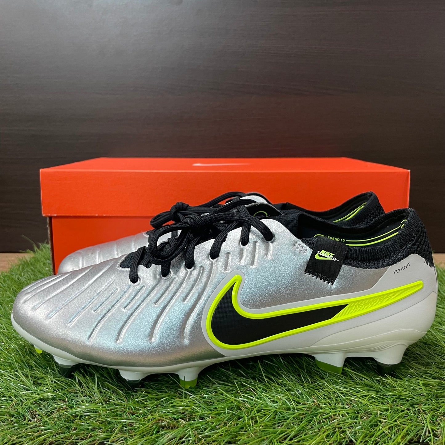 ティエンポレジェンド 10 エリート SG-PRO P FN7283 001 Tiempo legend Elite SG-PRO P