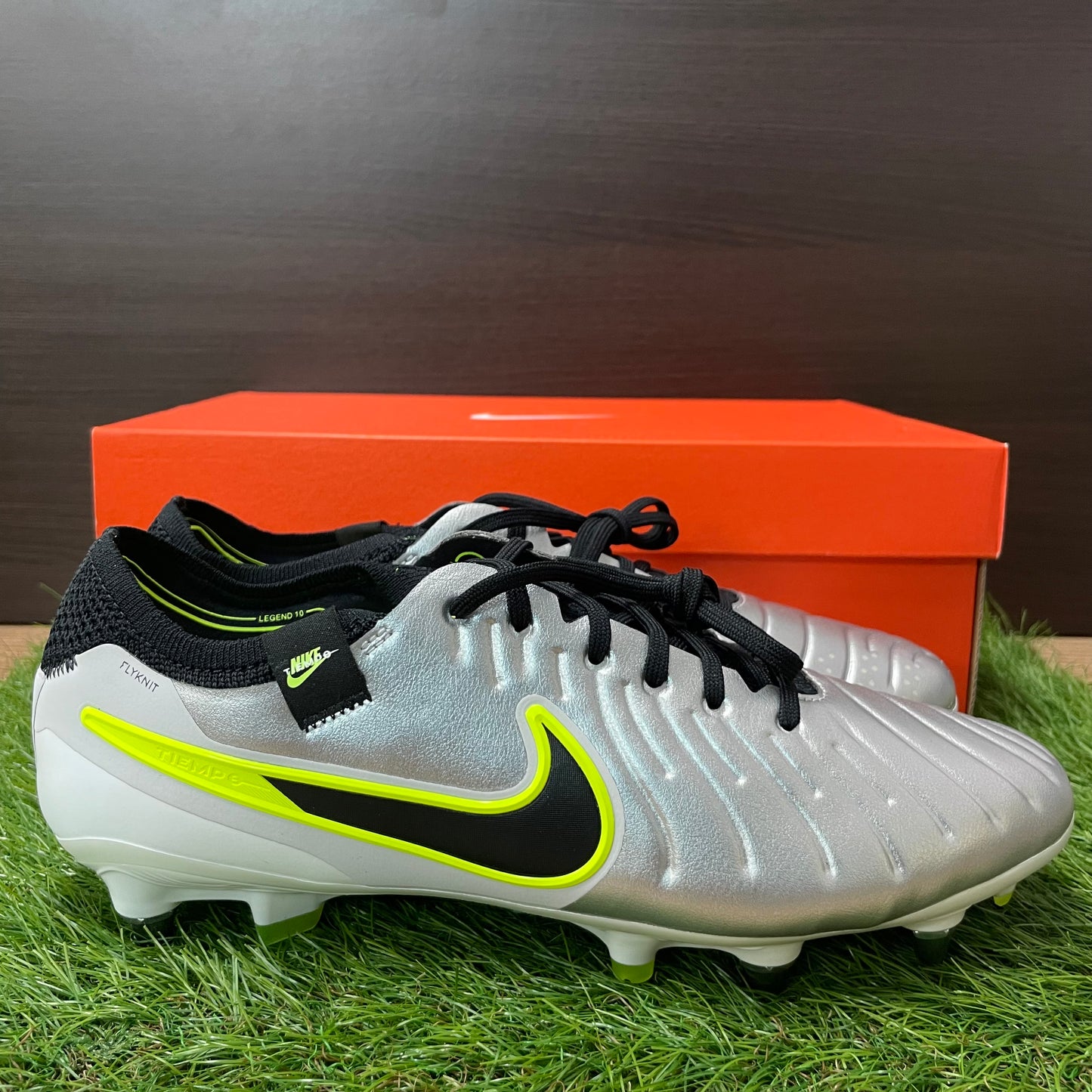 ティエンポレジェンド 10 エリート SG-PRO P FN7283 001 Tiempo legend Elite SG-PRO P