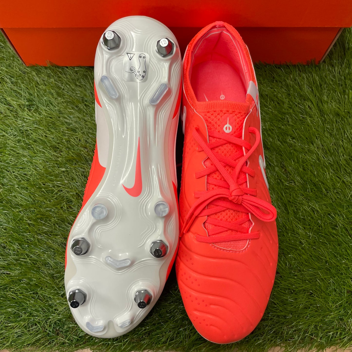 ティエンポレジェンド 10 エリート SG-PRO P HF4373 800 Tiempo legend Elite SG-PRO P