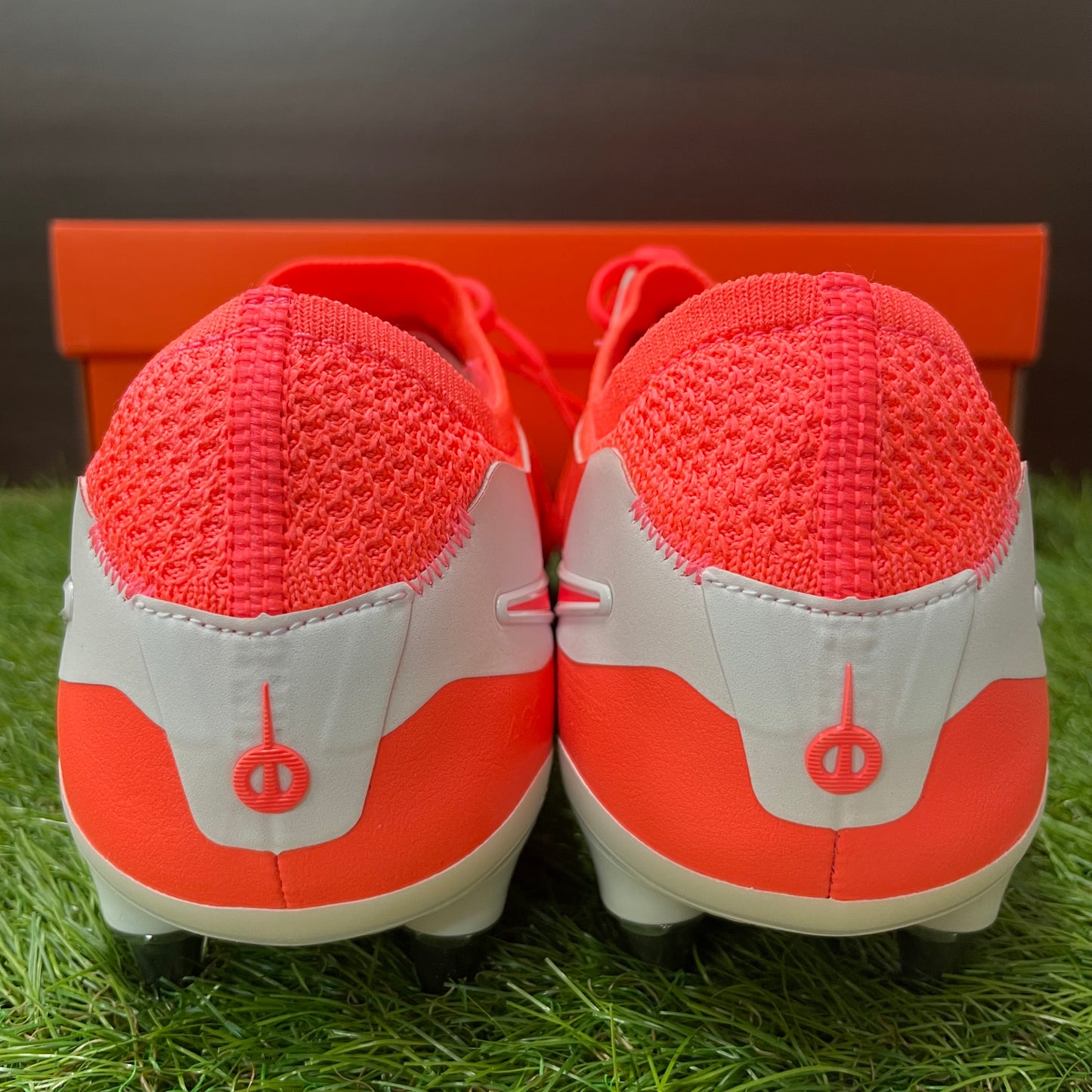 ティエンポレジェンド 10 エリート SG-PRO P HF4373 800 Tiempo legend Elite SG-PRO P